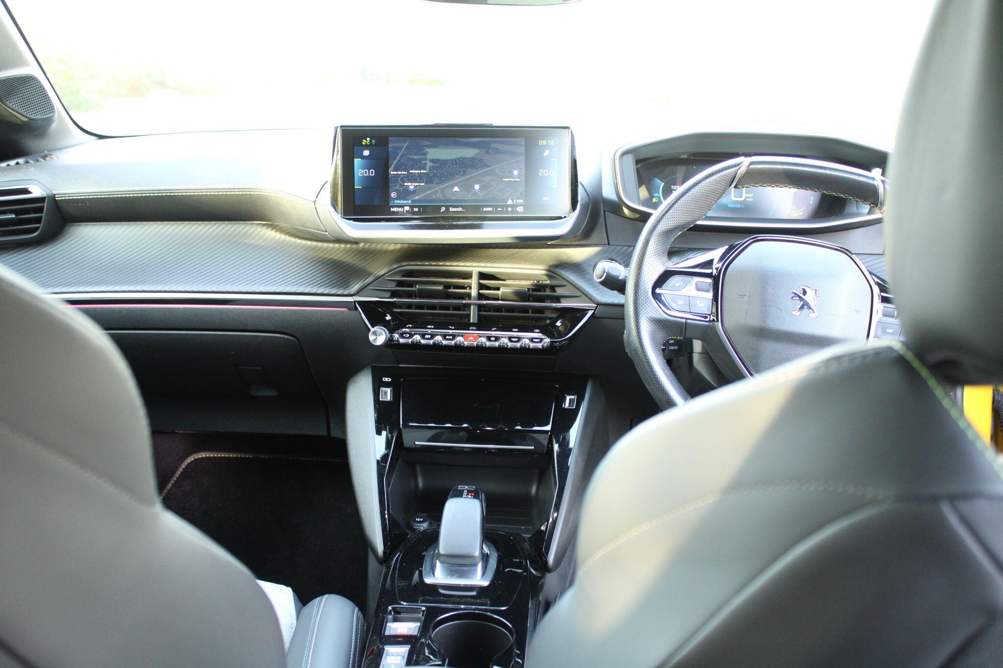 Peugeot E-208 50kWh GT Auto 5dr AK70FHX Image 1