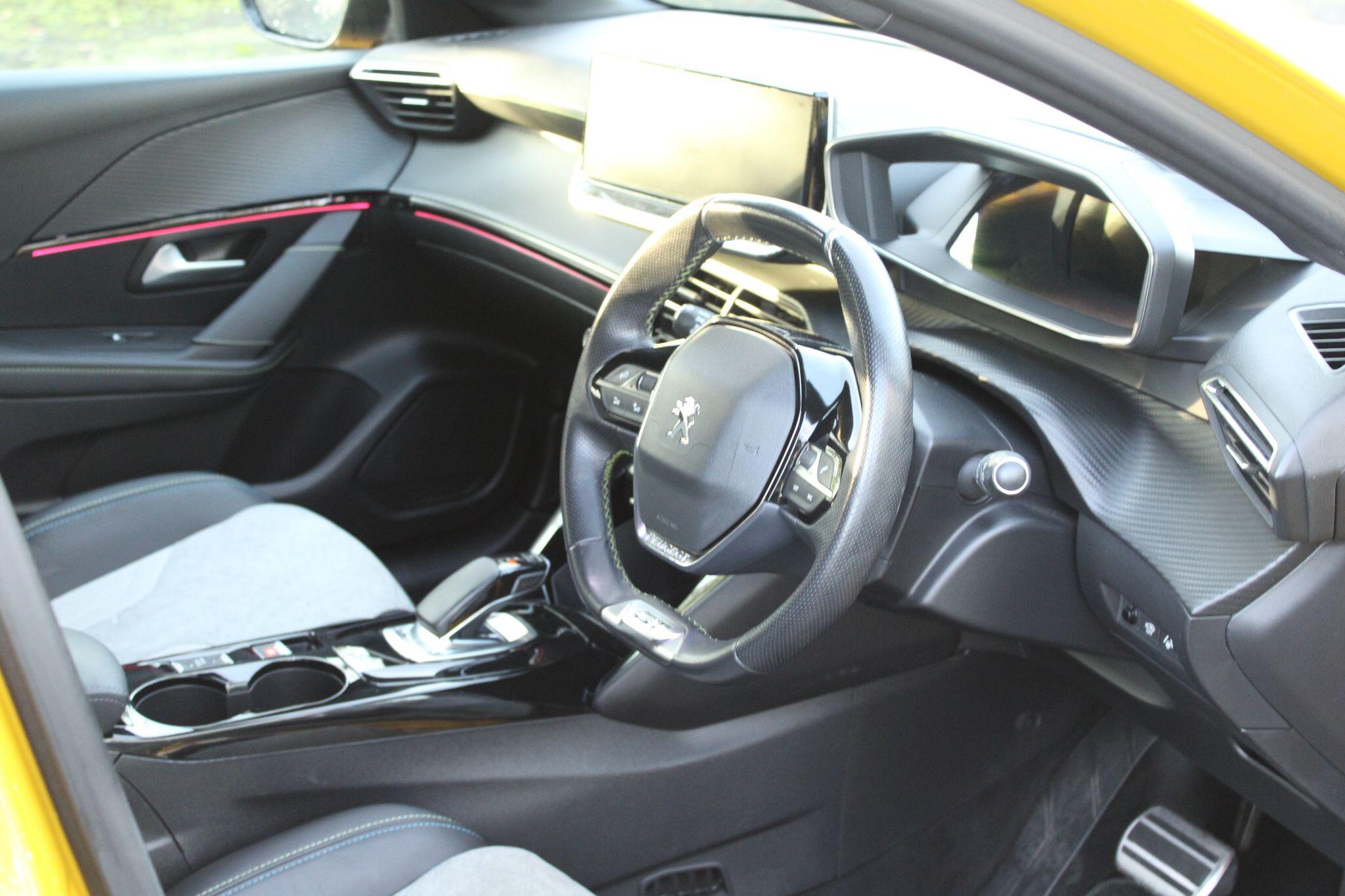 Peugeot E-208 50kWh GT Auto 5dr AK70FHX Image 3