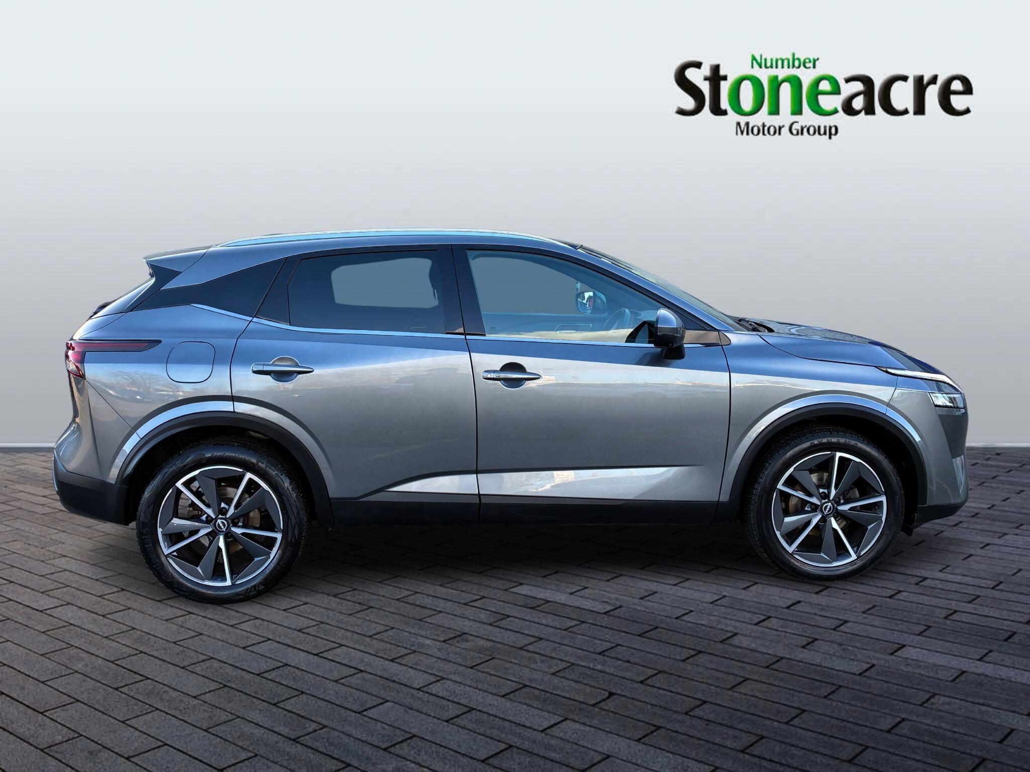 Nissan Qashqai 1.3 DiG-T MH Tekna 5dr DT73EEA Image 2