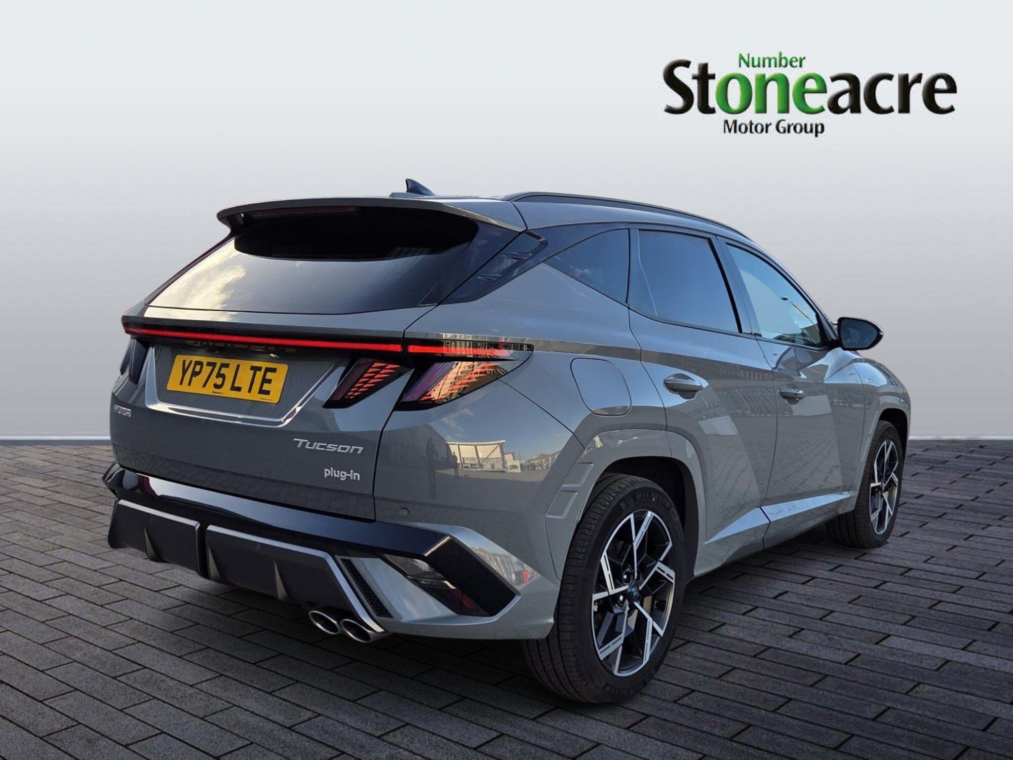 Hyundai TUCSON Plug-in Hybrid 1.6 T-GDi 13.8kWh N Line Auto Euro 6 (s/s) 5dr YP75LTE Image 3