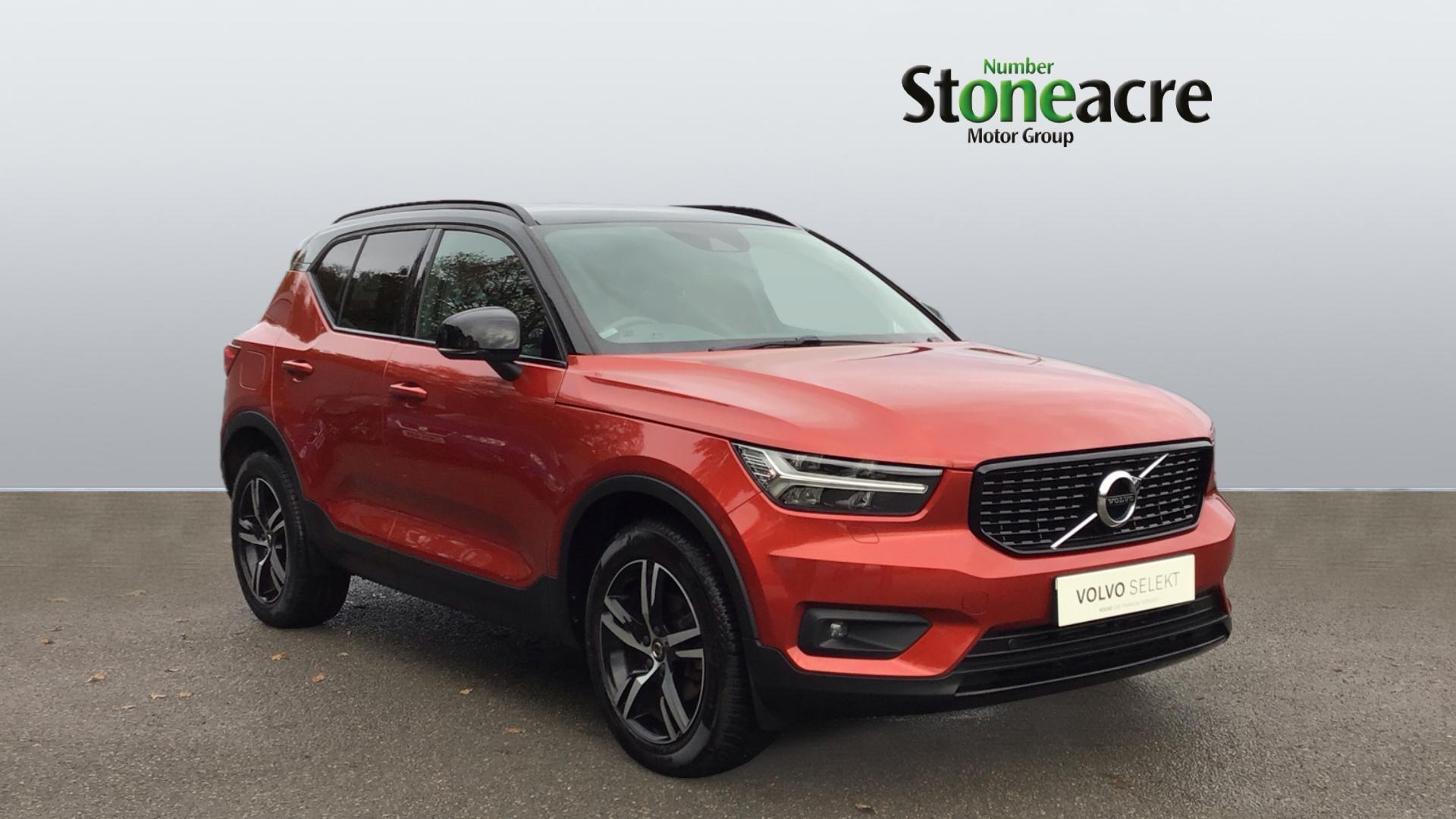 Volvo XC40 2.0 D3 R-Design Auto Euro 6 (s/s) 5dr YX20ZDL Image 1