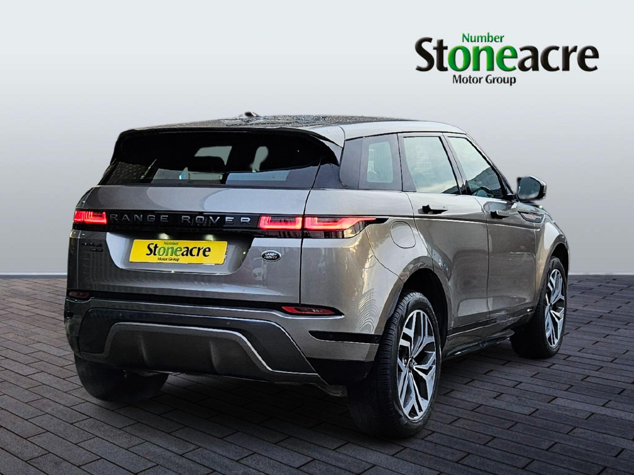 Land Rover Range Rover Evoque 2.0 D180 MHEV R-Dynamic HSE Auto 4WD Euro 6 (s/s) 5dr OV70YTE Image 3