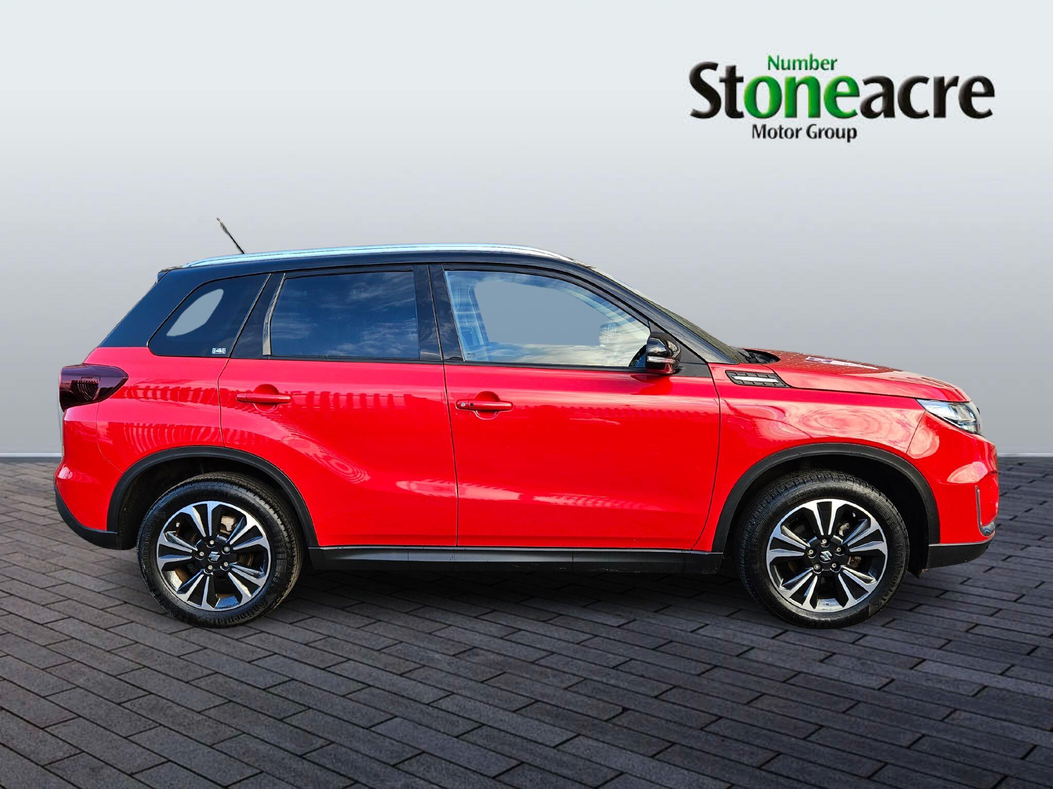 Suzuki Vitara Image 2