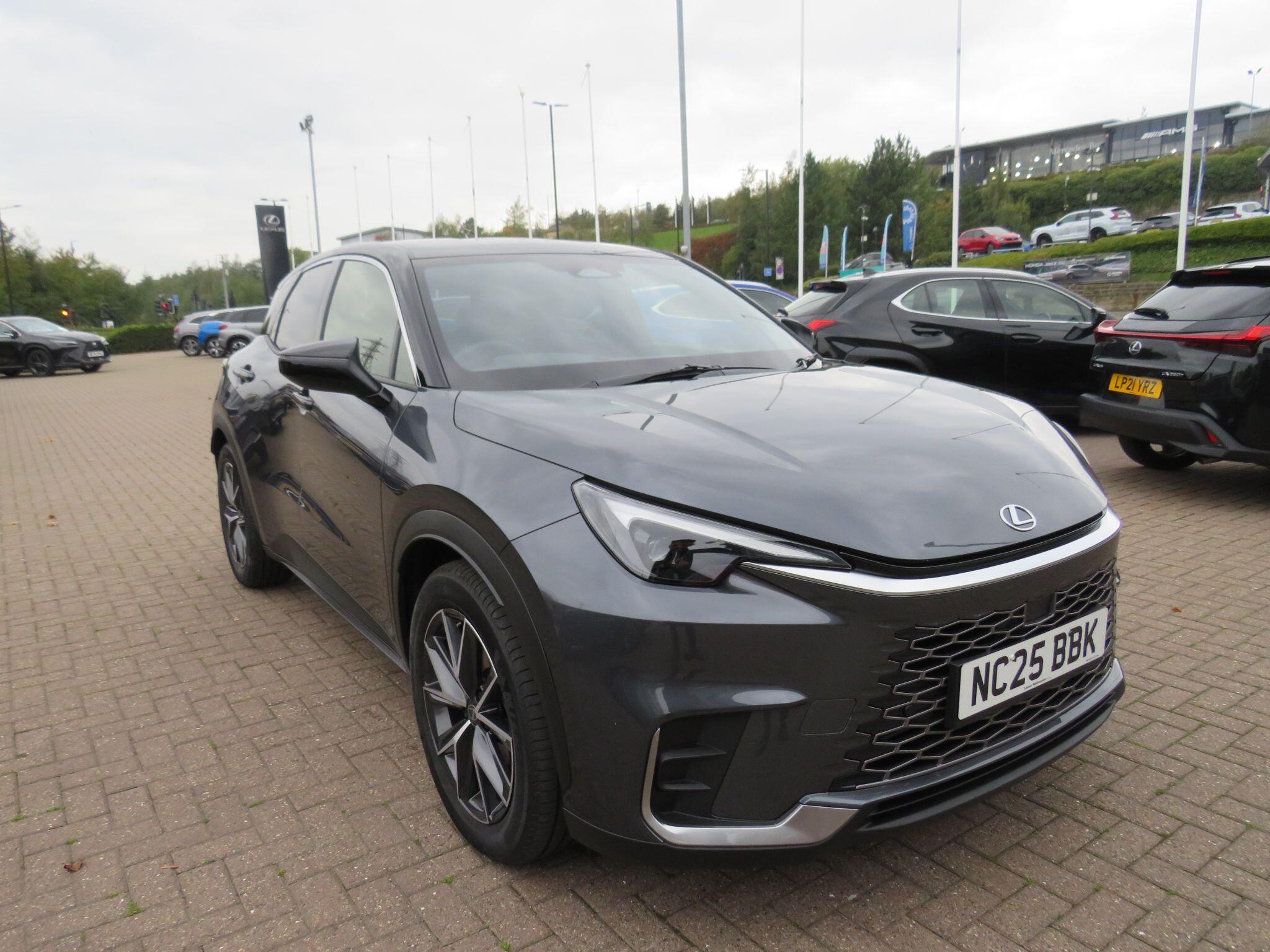 Lexus LBX 1.5 VVT-iE Premium Plus Design E-CVT Euro 6 (s/s) 5dr NC25BBK Image 1