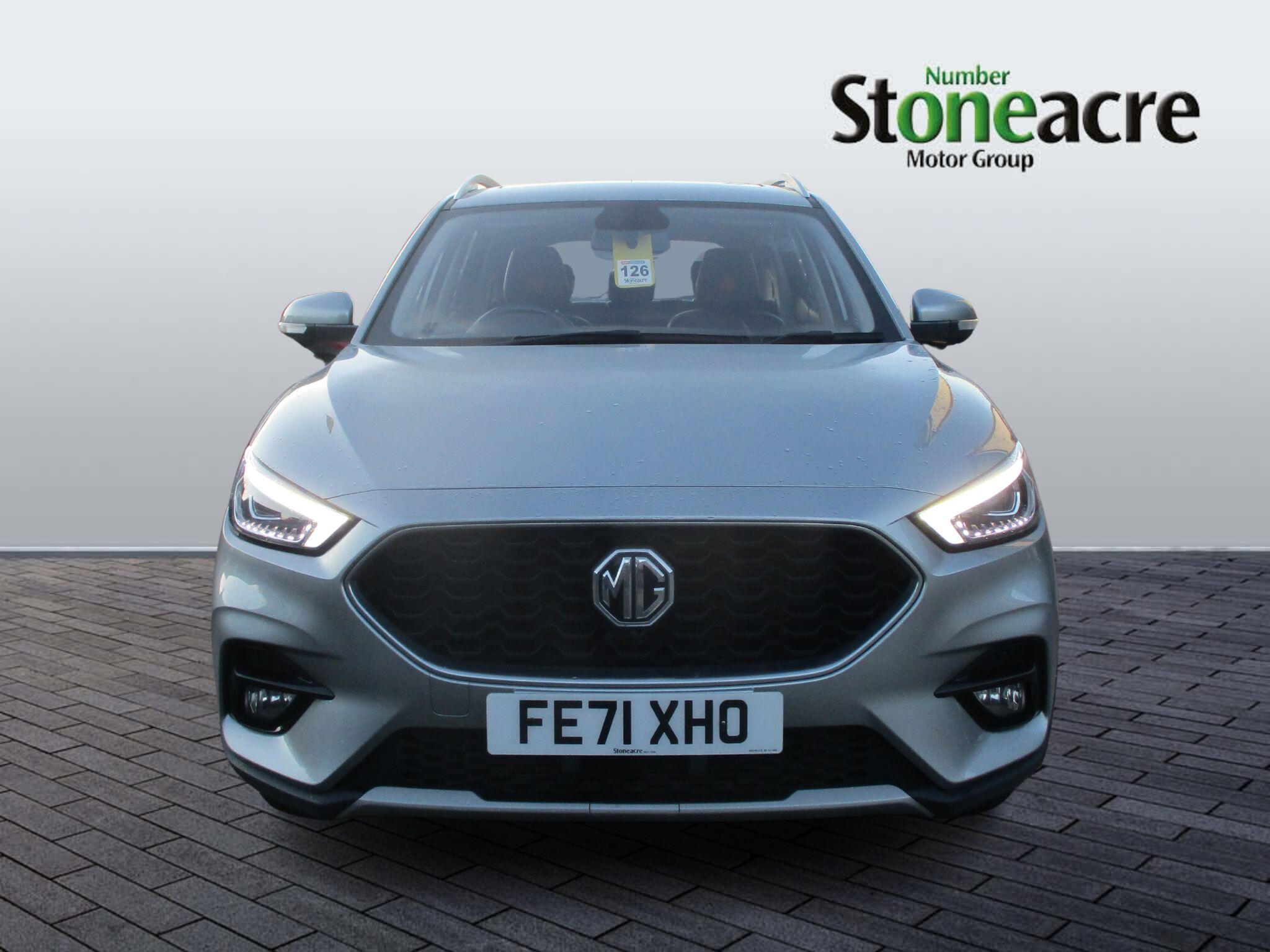 MG ZS 1.0 T-GDI Exclusive SUV 5dr Petrol Manual Euro 6 (111 ps) FE71XHO Image 2