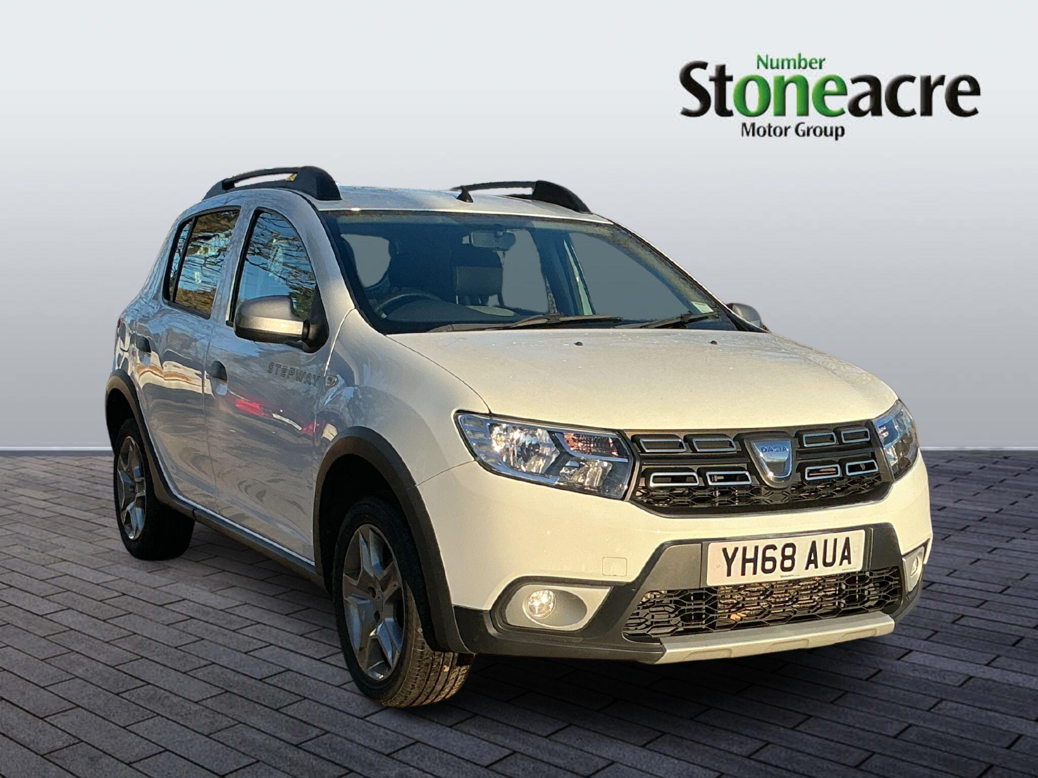 Dacia Sandero Stepway 0.9 TCe Essential 5dr YH68AUA Image 1