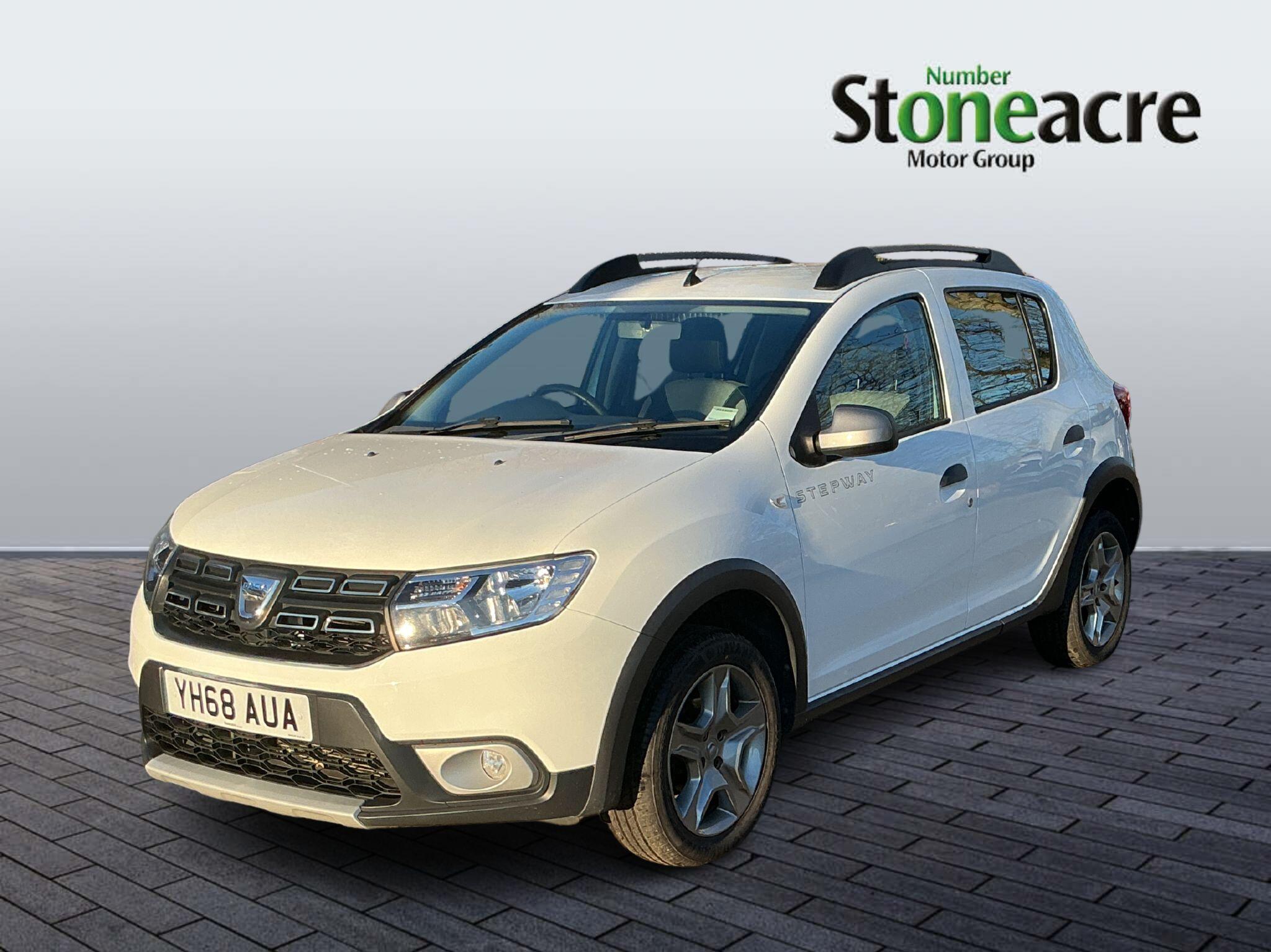 Dacia Sandero Stepway 0.9 TCe Essential 5dr YH68AUA Image 3