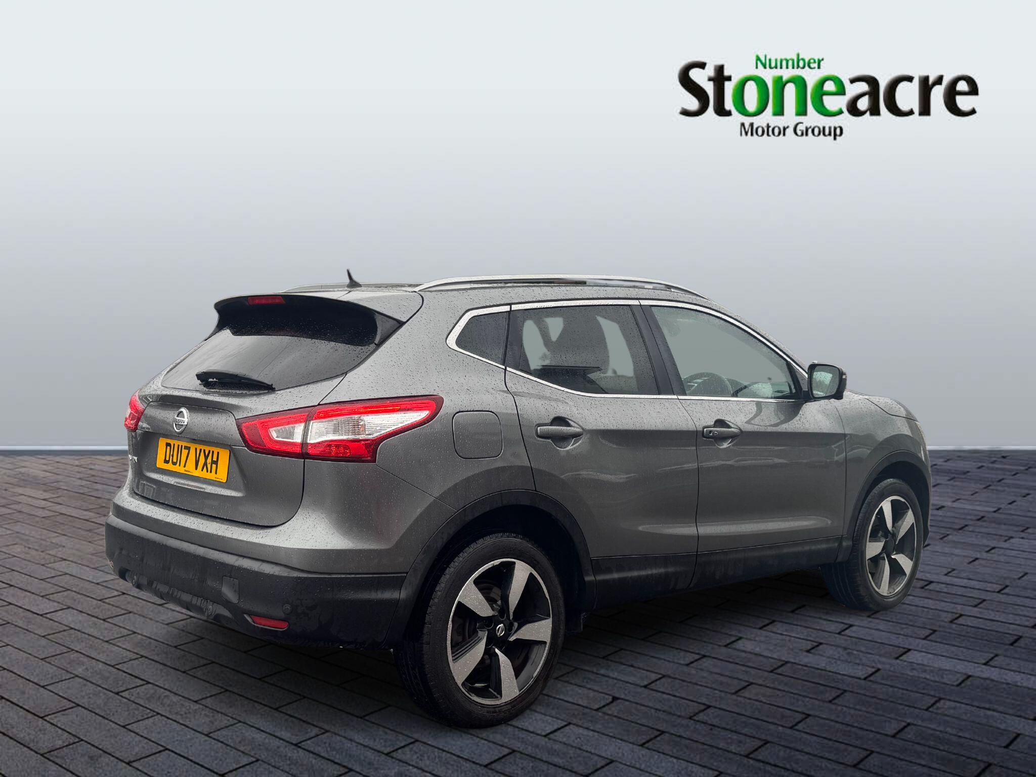 Nissan Qashqai 1.5 dCi N-Connecta 5dr DU17VXH Image 3