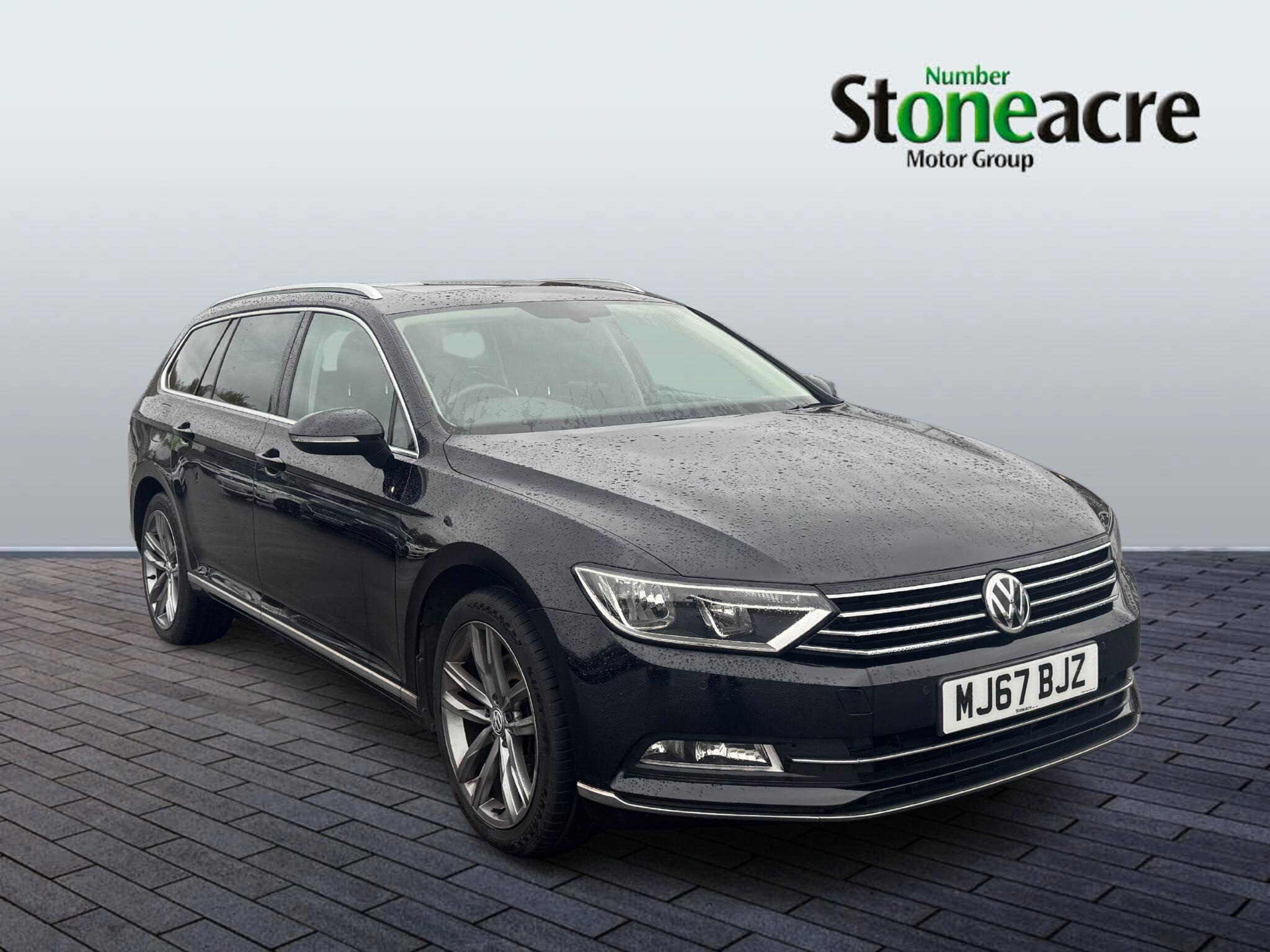 Volkswagen Passat 2.0 TDI GT Euro 6 (s/s) 5dr MJ67BJZ Image 1