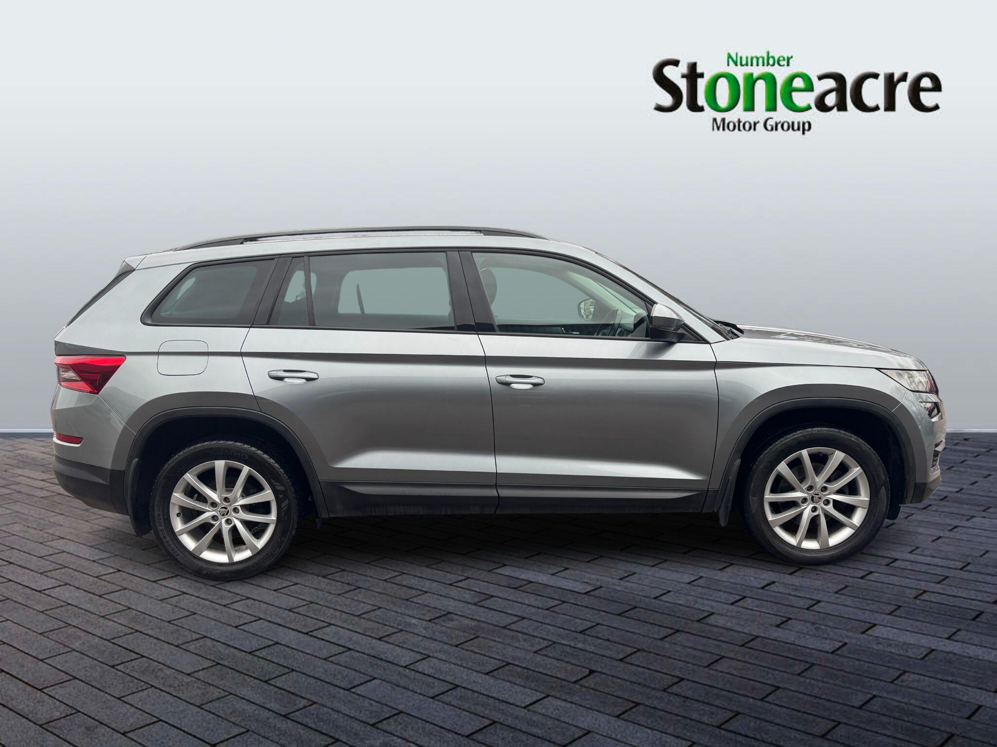 Skoda Kodiaq 2.0 TDI SE 4WD Euro 6 (s/s) 5dr (5 Seat) AK17JXE Image 2