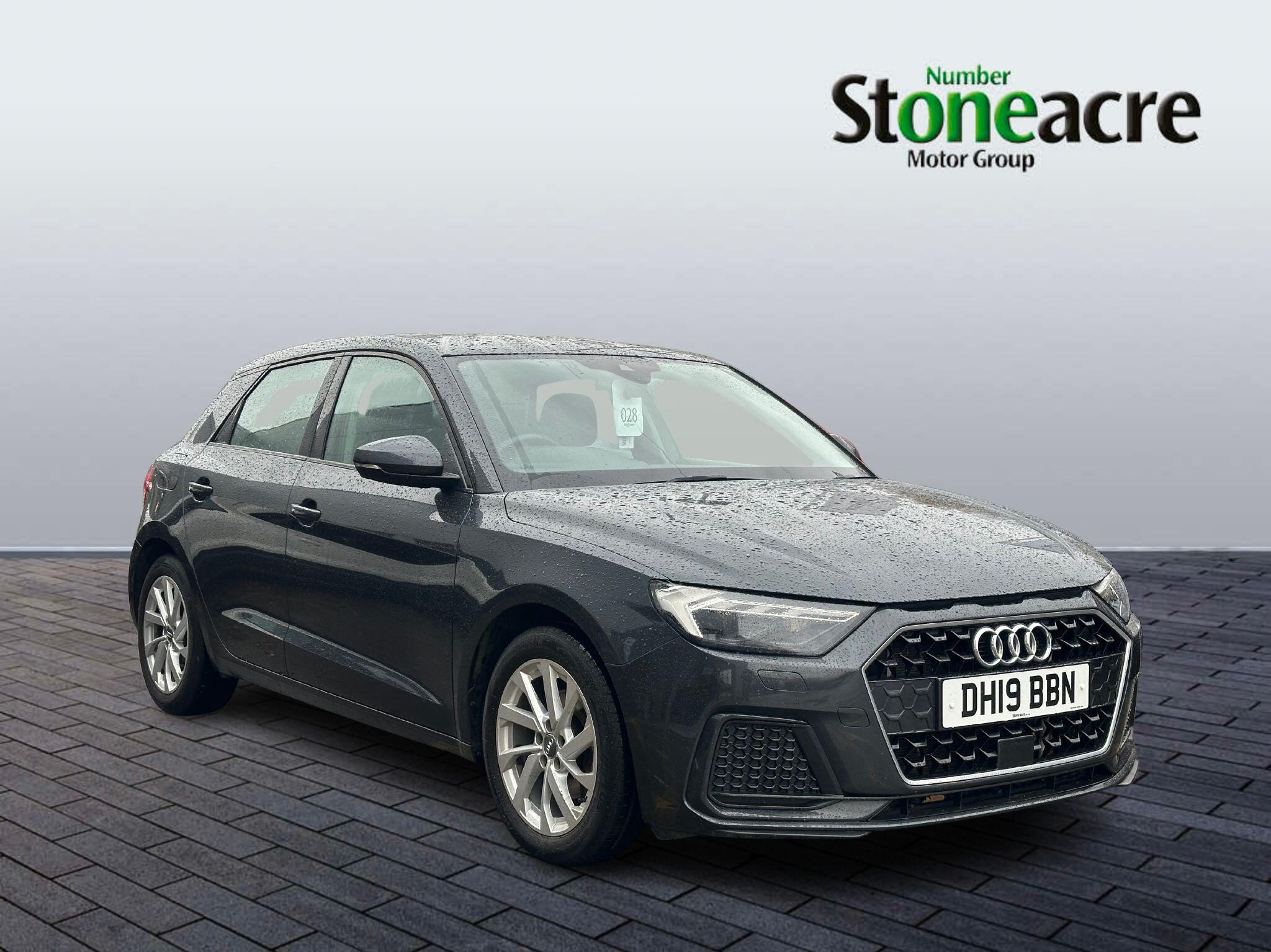 Audi A1 1.0 TFSI 30 Sport Sportback Euro 6 (s/s) 5dr DH19BBN Image 1