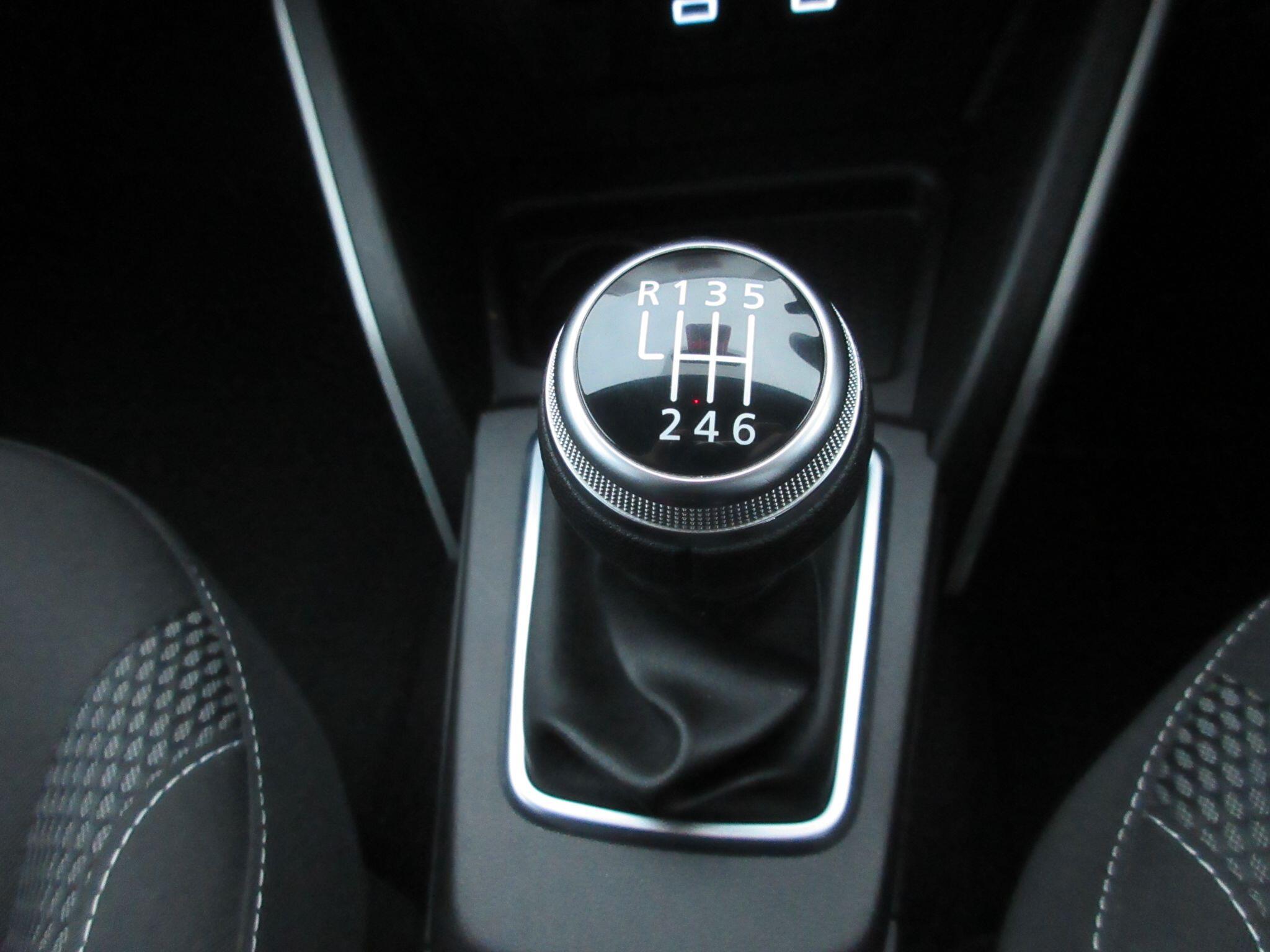 Dacia Duster 1.0 TCe 90 Prestige 5dr [6 Speed] AD71DNN Image 2