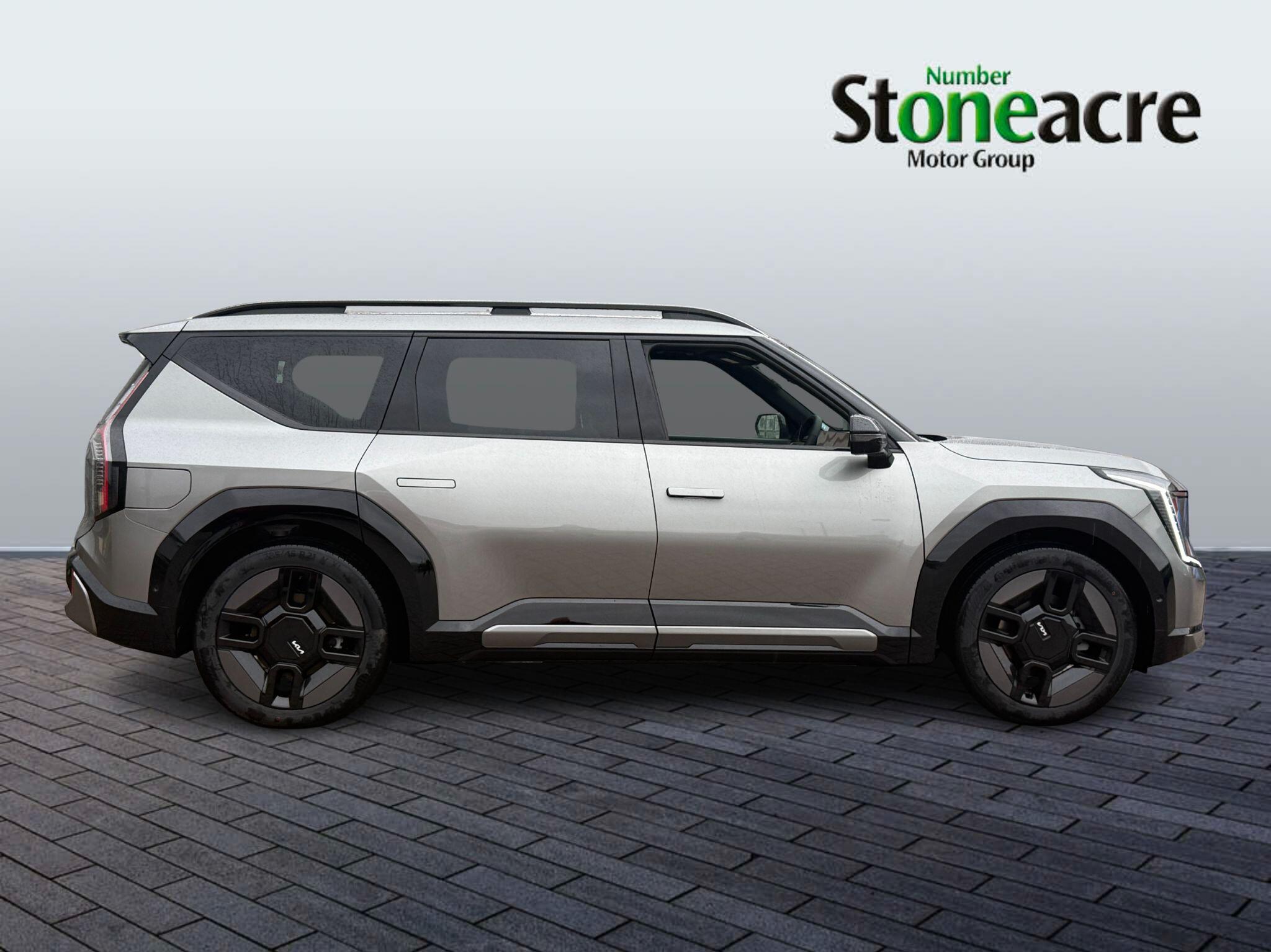 Kia EV9 99.8kWh GT-Line S Auto AWD 5dr (6 Seat) FX75UJE Image 2