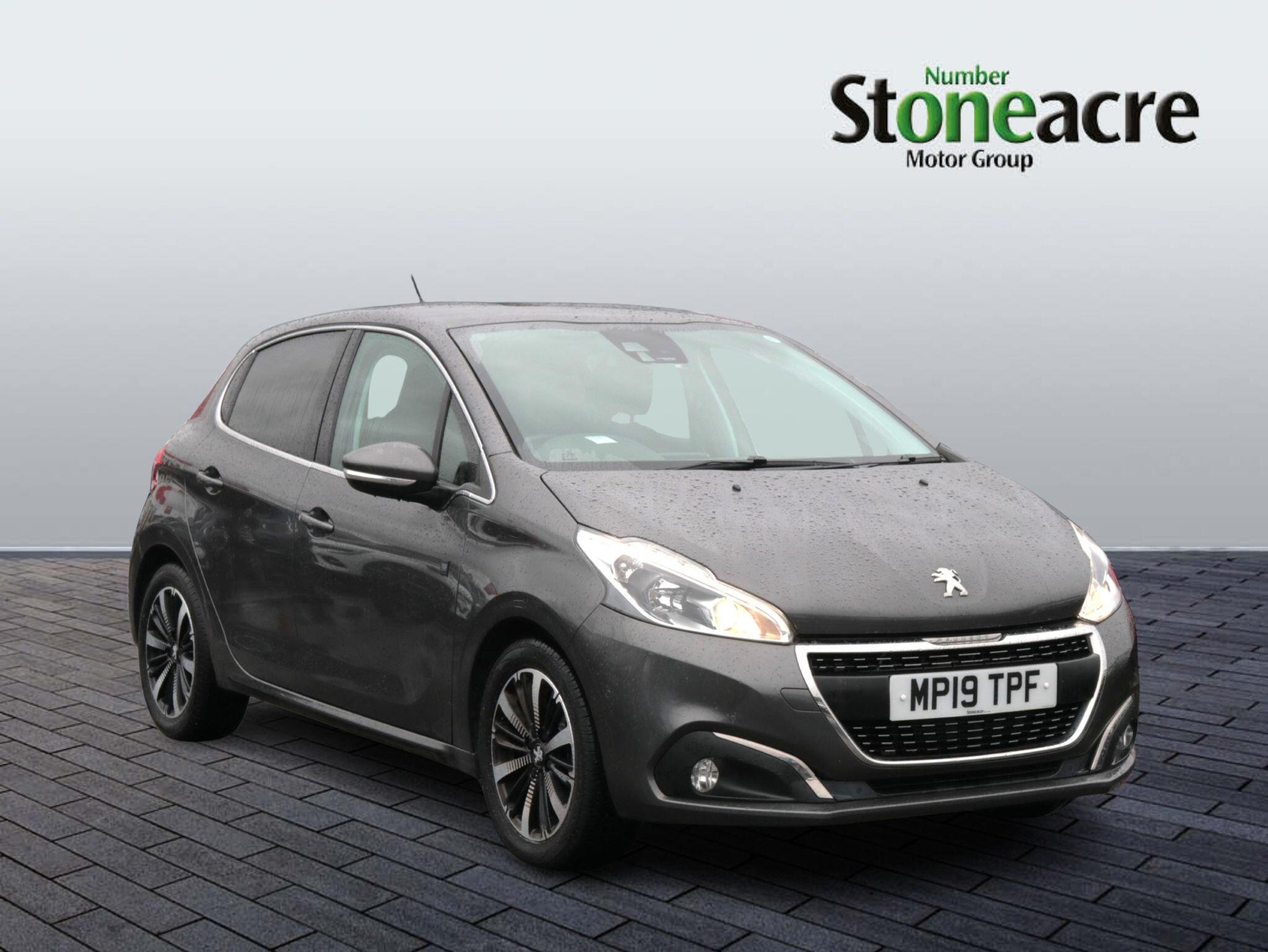 Peugeot 208 1.2 PureTech Tech Edition Hatchback 5dr Petrol Manual Euro 6 (s/s) (82 ps) MP19TPF Image 1