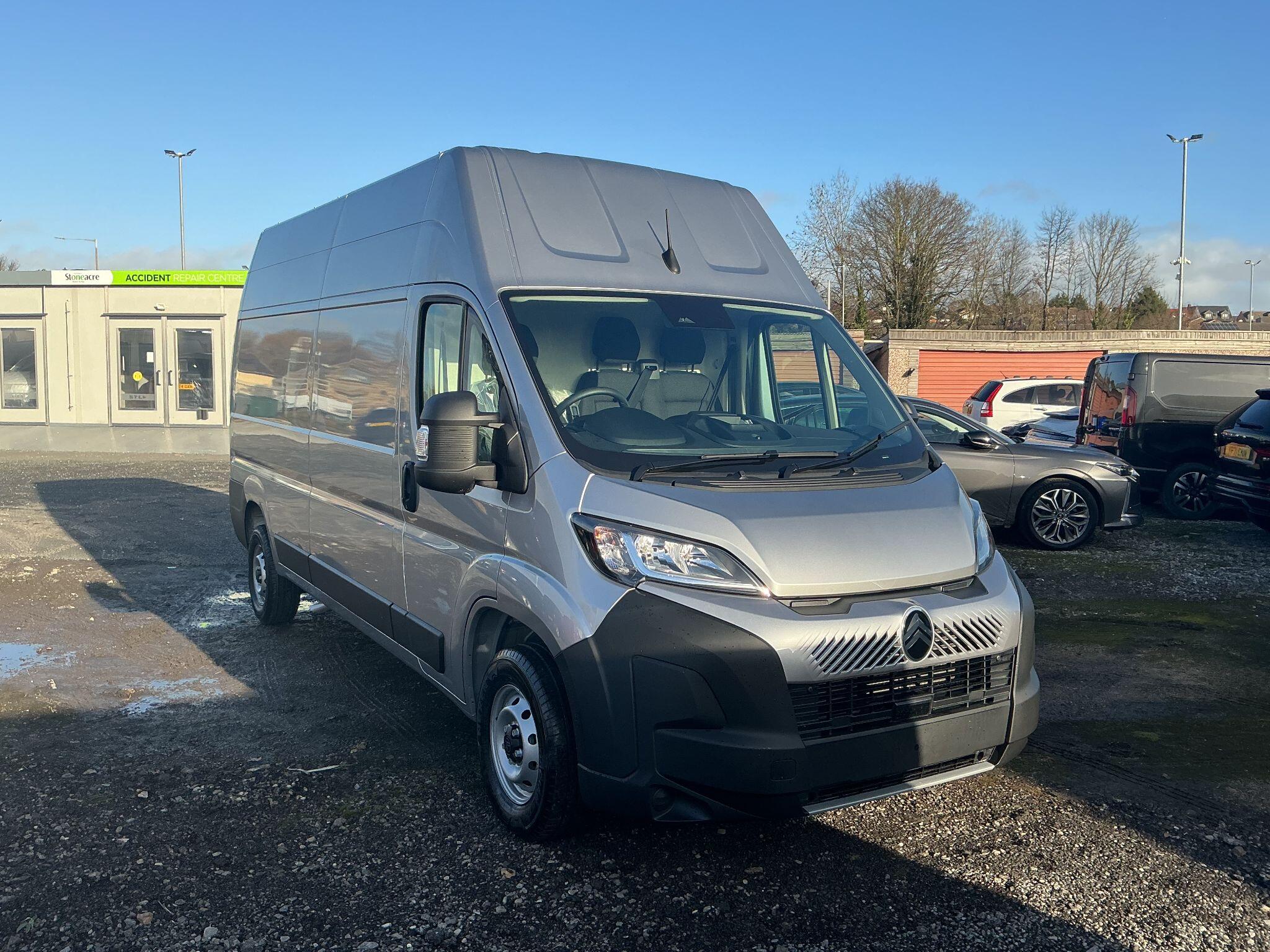 Citroen Relay 2.2 BlueHDi 35 Enterprise L3 H3 Euro 6 (s/s) 5dr null Image 1