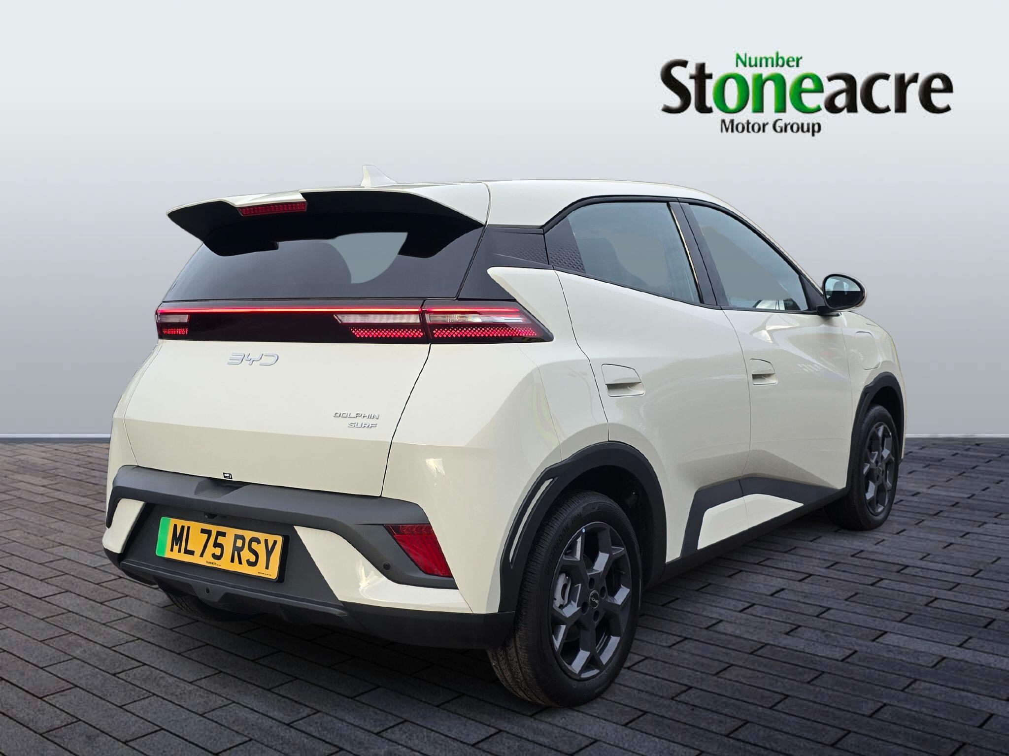 BYD Dolphin Surf 43.2kWh Boost Auto 5dr ML75RSY Image 3