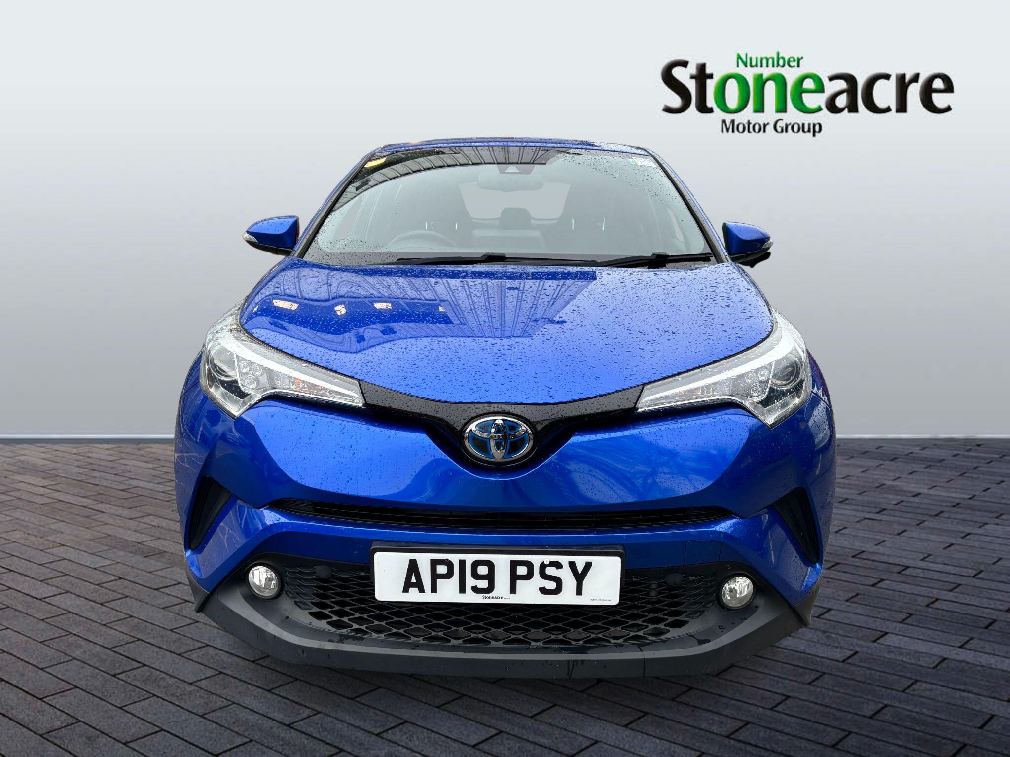 Toyota C-HR Self-Charging Hybrid 1.8 Hybrid Icon 5dr CVT AP19PSY Image 2