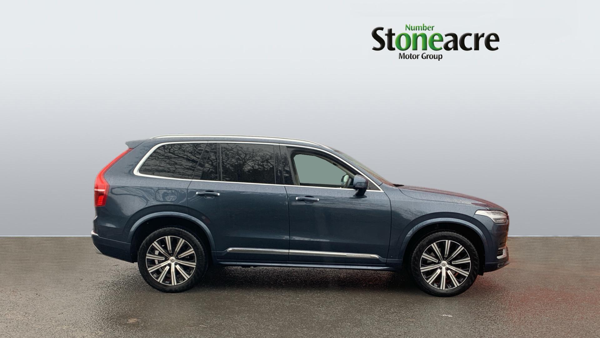 Volvo XC90 Inscription, B5 AWD mild hybrid, 7 Seats KR69ULG Image 3