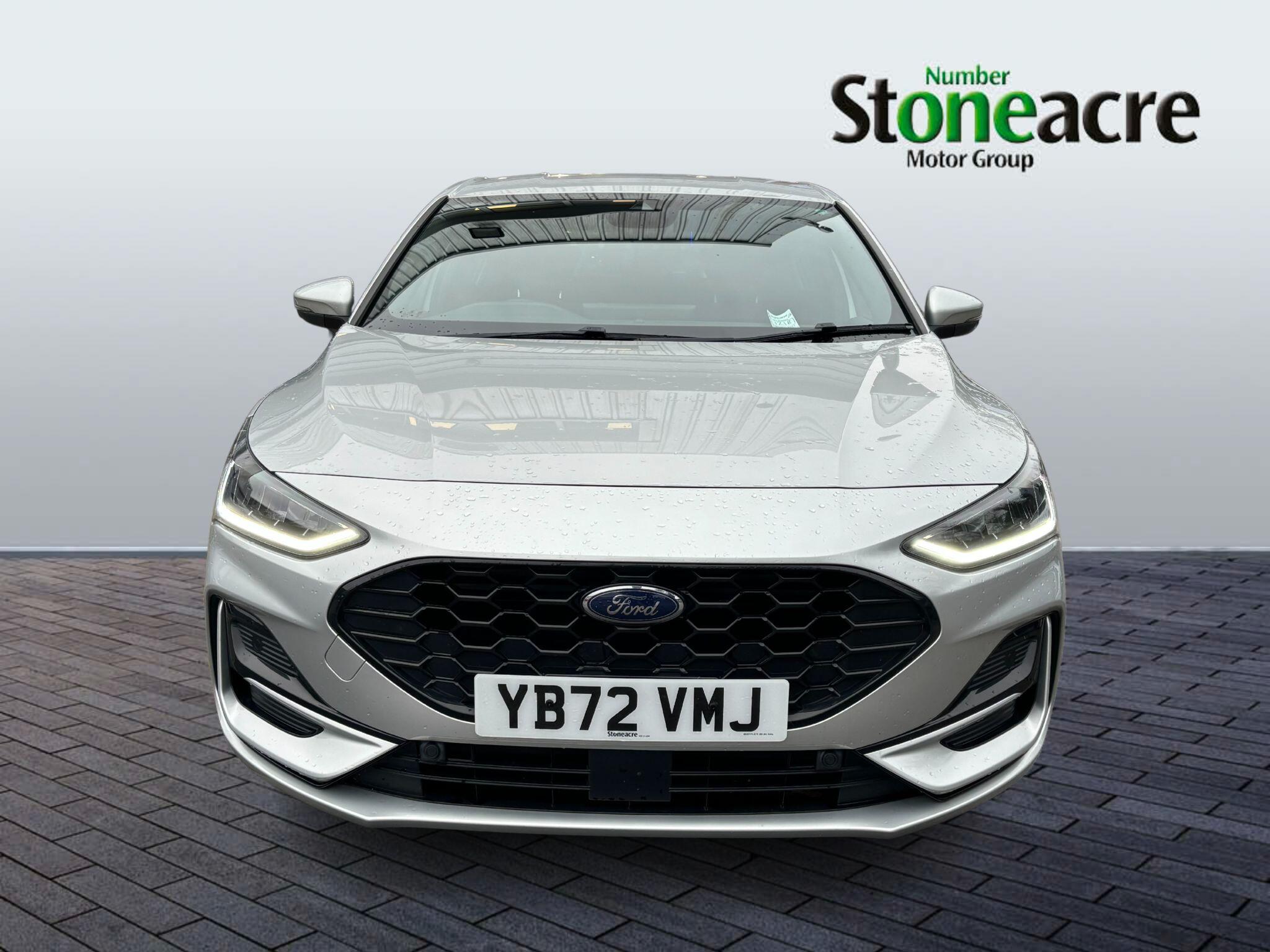 Ford Focus 1.0 EcoBoost Hybrid mHEV 155 ST-Line 5dr YB72VMJ Image 2