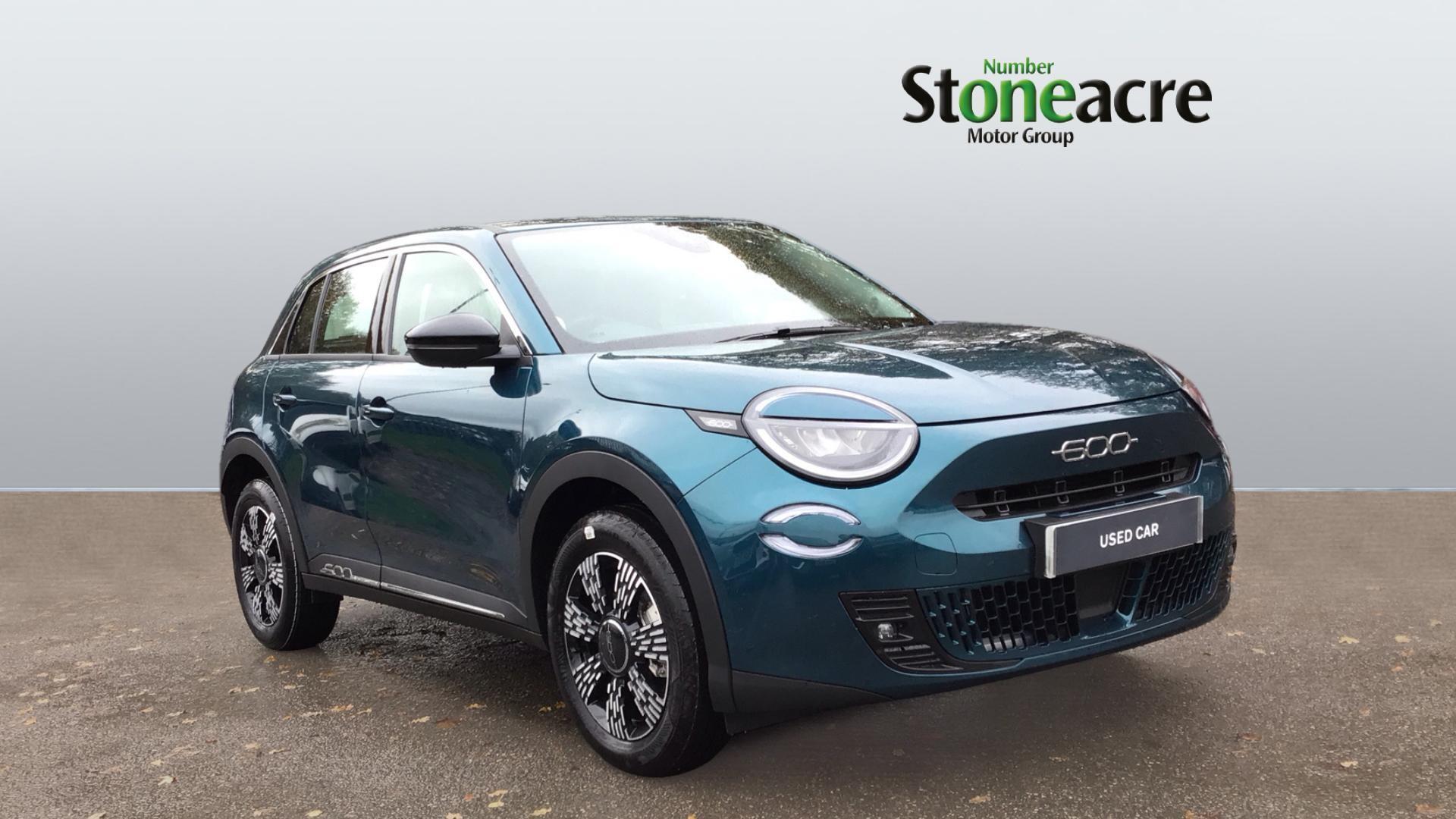 Fiat 600 1.2 MHEV e-DCT Euro 6 (s/s) 5dr FX75CXL Image 1