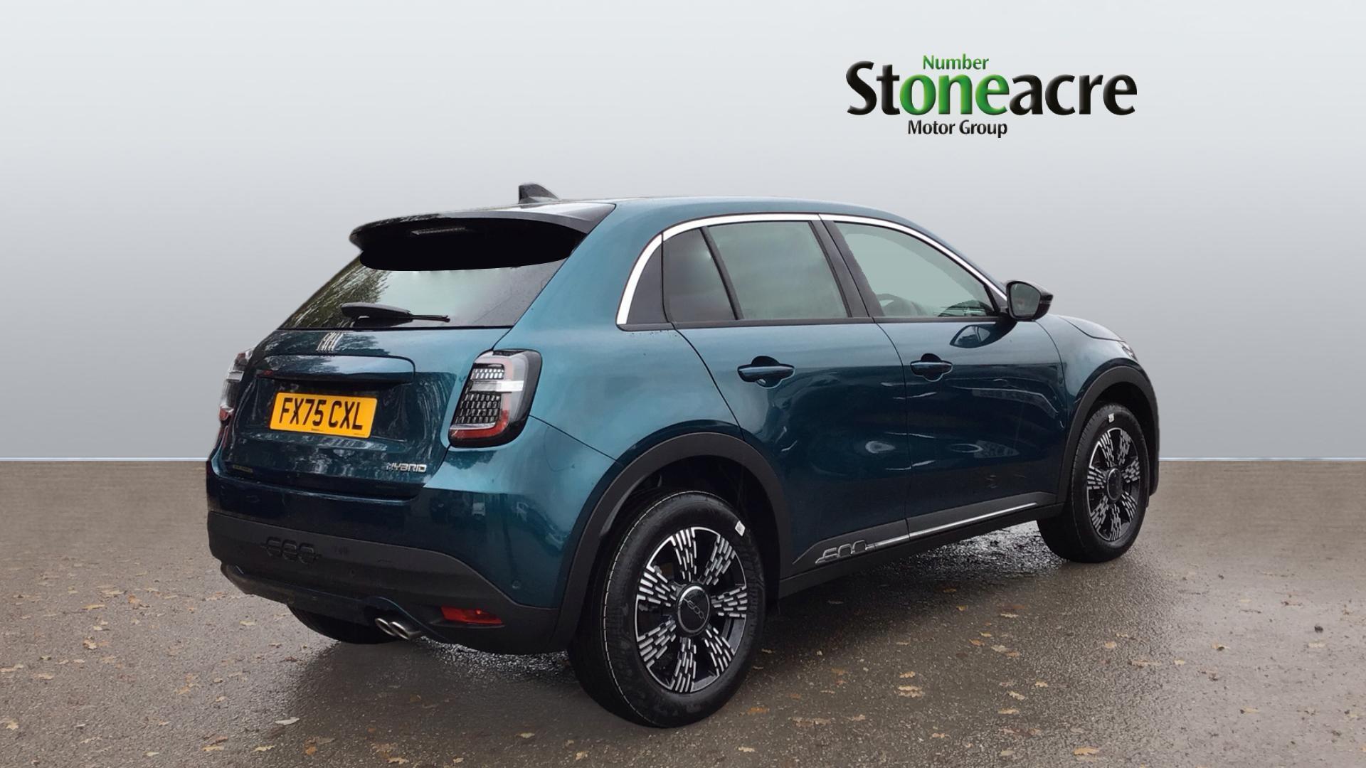 Fiat 600 1.2 MHEV 136 e-DCT Euro 6 (s/s) 5dr FX75CXL Image 2