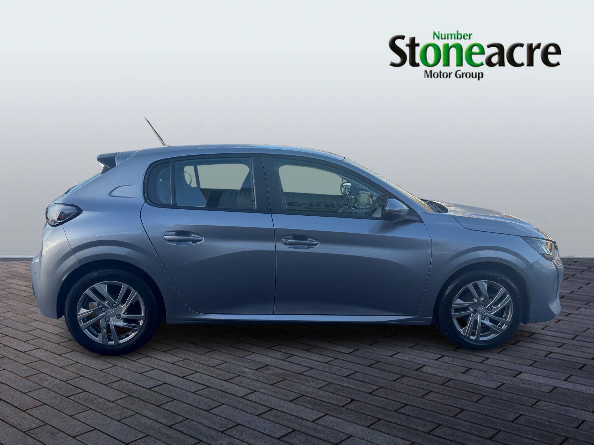 Peugeot 208 1.2 PureTech Active Hatchback 5dr Petrol Manual Euro 6 (s/s) (75 ps) DS70LHR Image 2