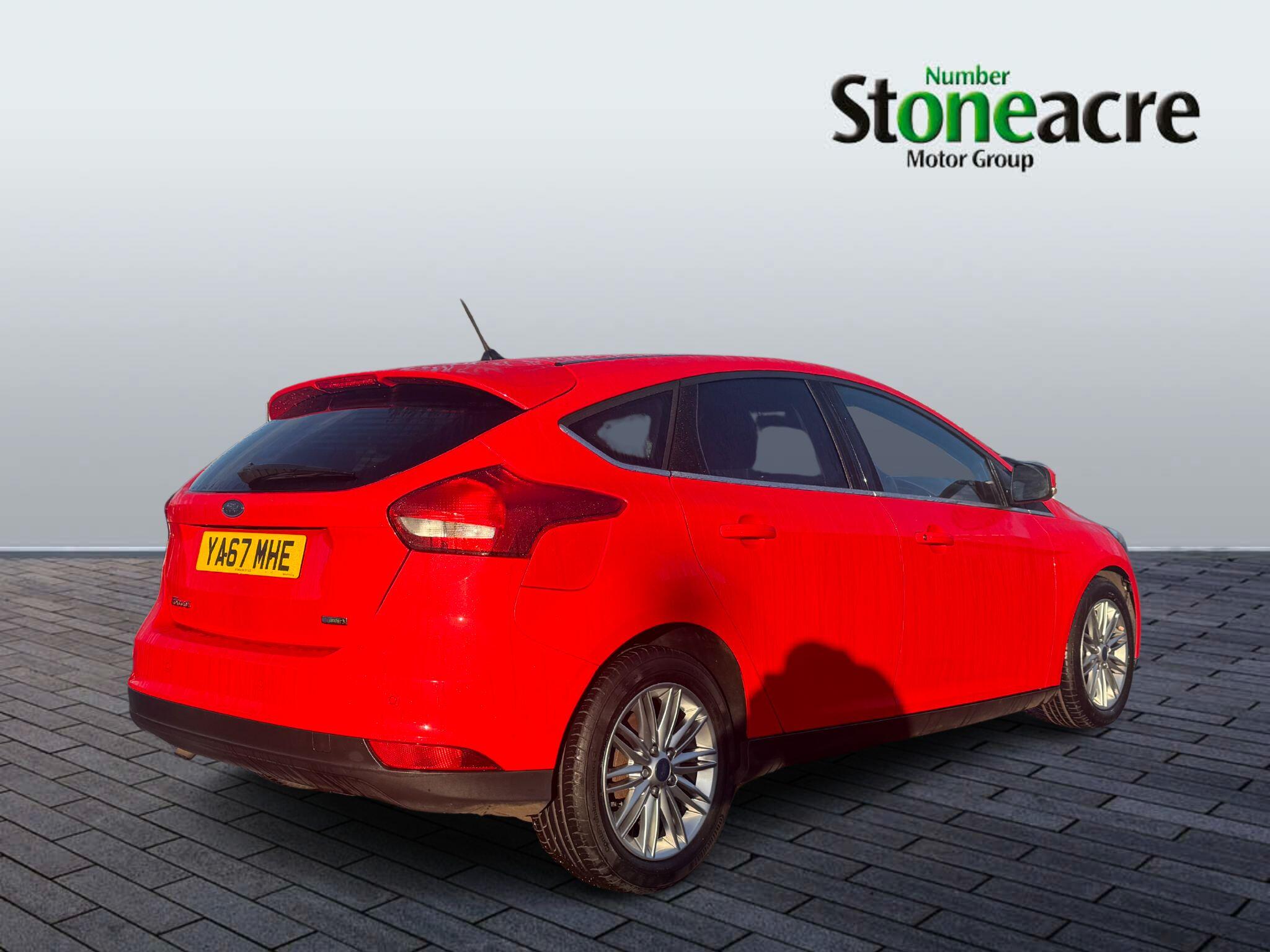 Ford Focus 1.0T EcoBoost Zetec Edition Hatchback 5dr Petrol Manual Euro 6 (s/s) (125 ps) YA67MHE Image 3