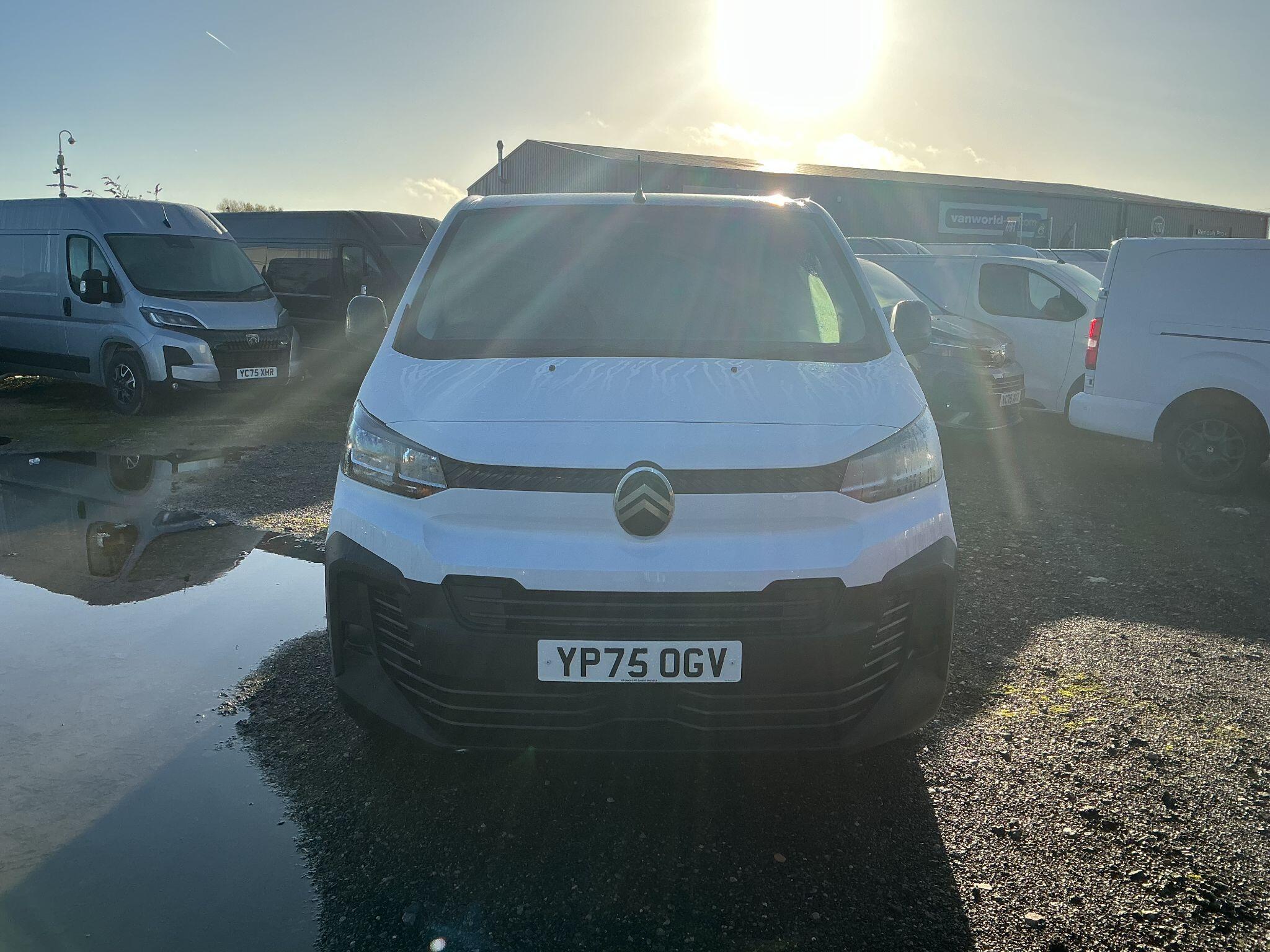 Citroen Dispatch 1.5 BlueHDi 1000 Enterprise M MWB Euro 6 (s/s) 6dr YP75OGV Image 2