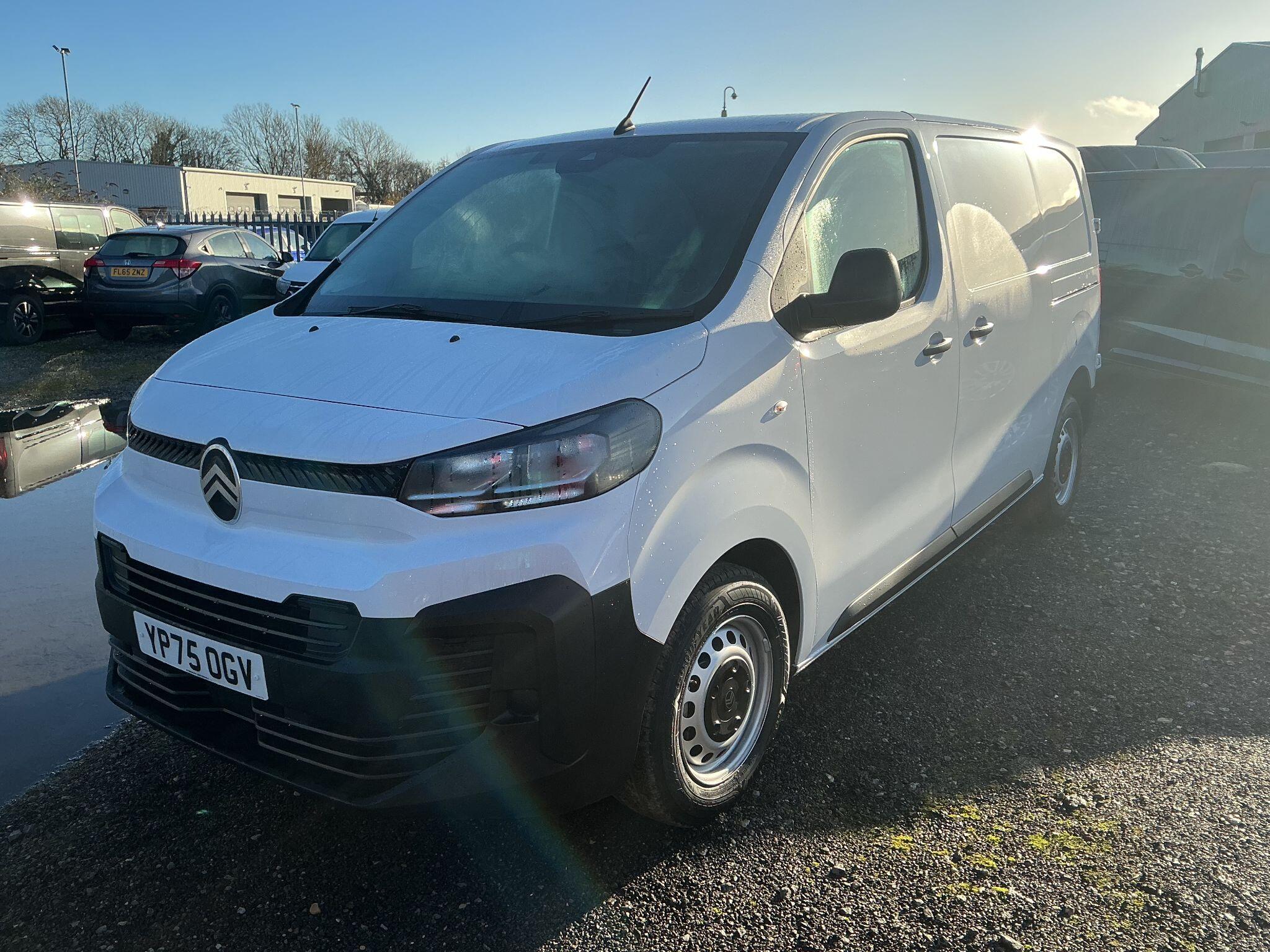 Citroen Dispatch 1.5 BlueHDi 1000 Enterprise M MWB Euro 6 (s/s) 6dr YP75OGV Image 3