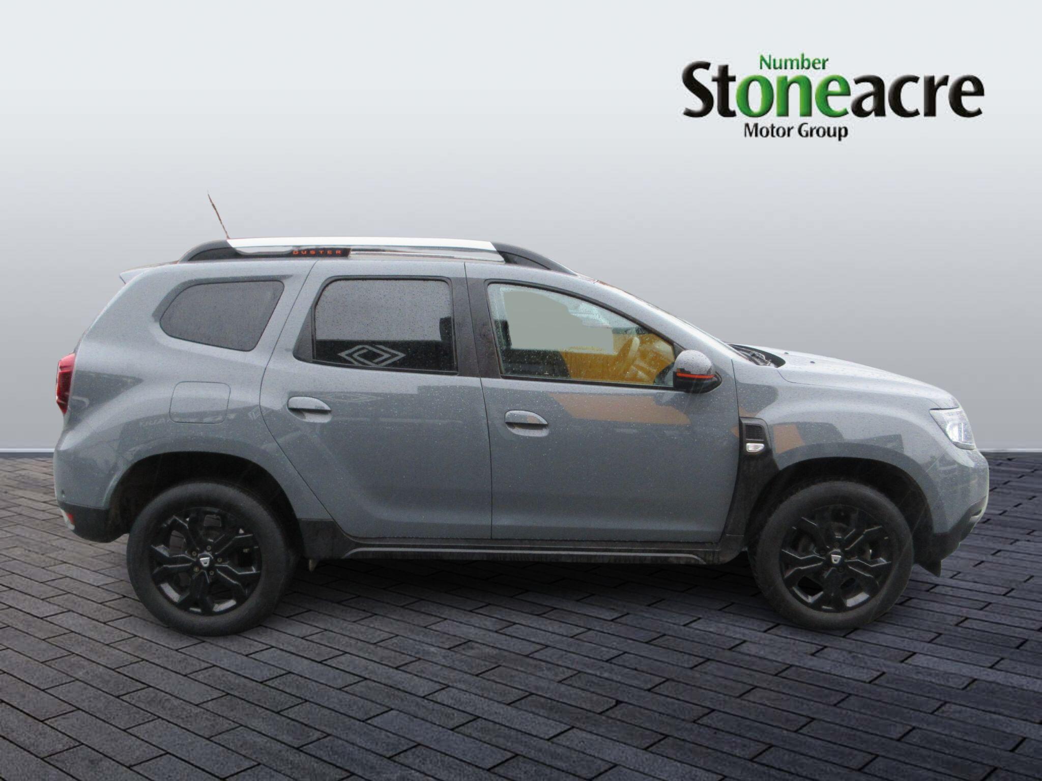 Dacia Duster Extreme SE TCe 90 4x2 PK72YFM Image 2