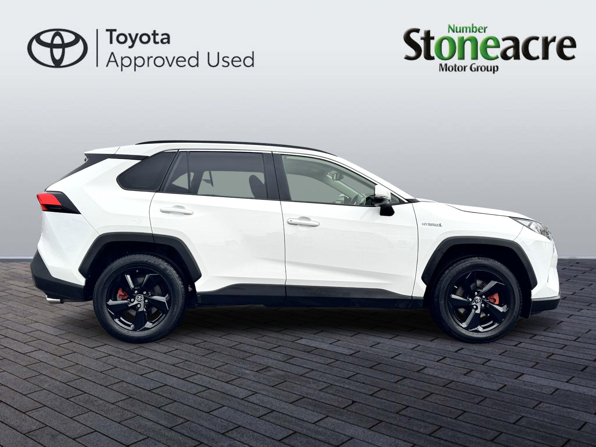 Toyota RAV4 2.5 VVT-h Design CVT Euro 6 (s/s) 5dr PY19YGD Image 2