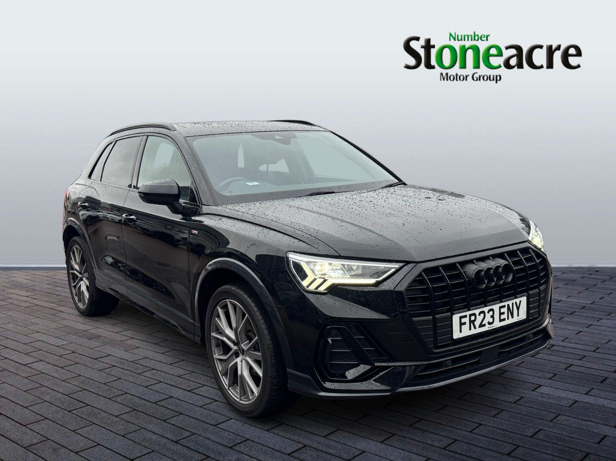 Audi Q3 1.5 TFSI CoD 35 Black Edition Euro 6 (s/s) 5dr FR23ENY Image 1