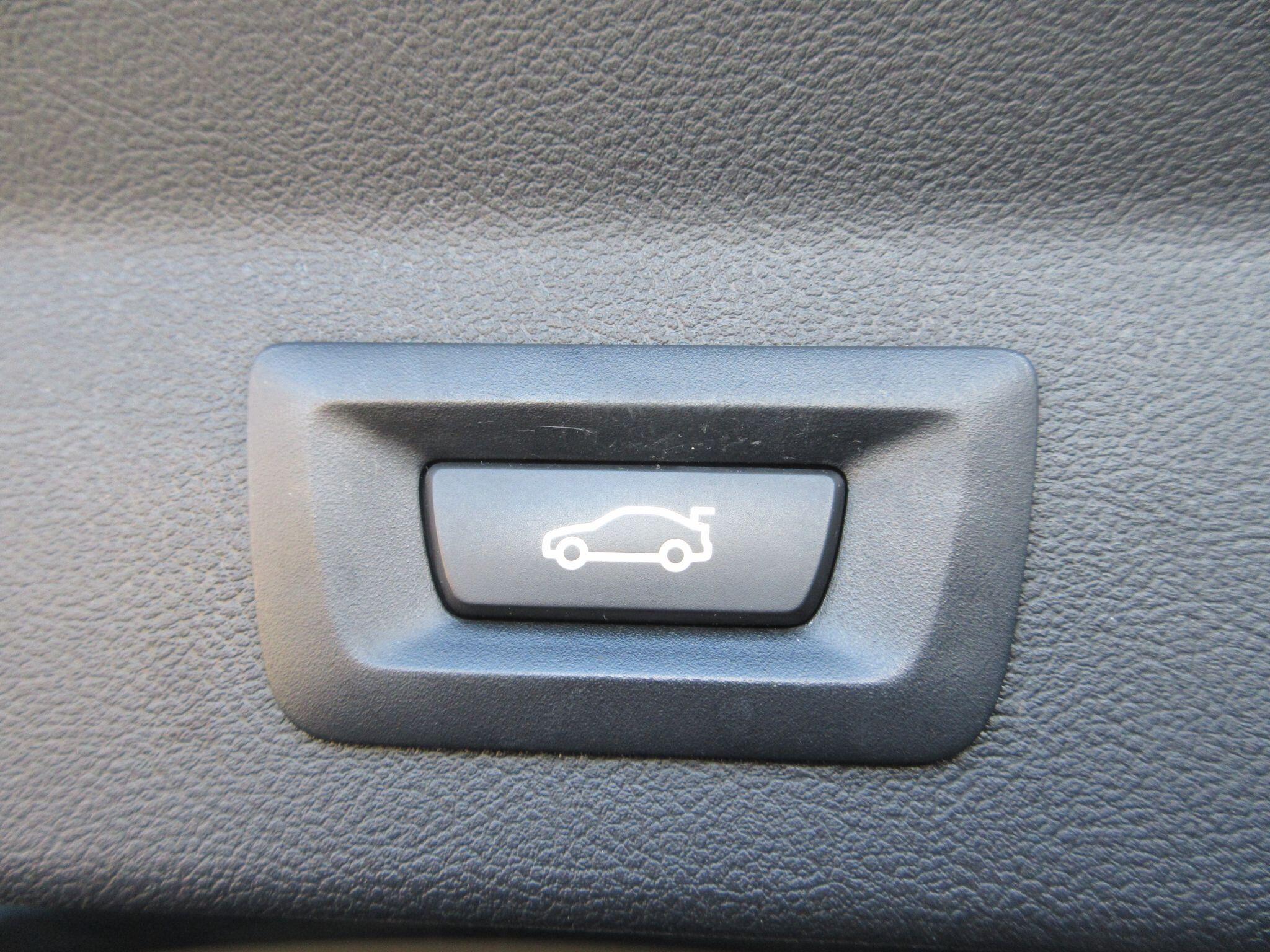 BMW X3 X3 xDrive20d M Sport PK21WBF Image 3