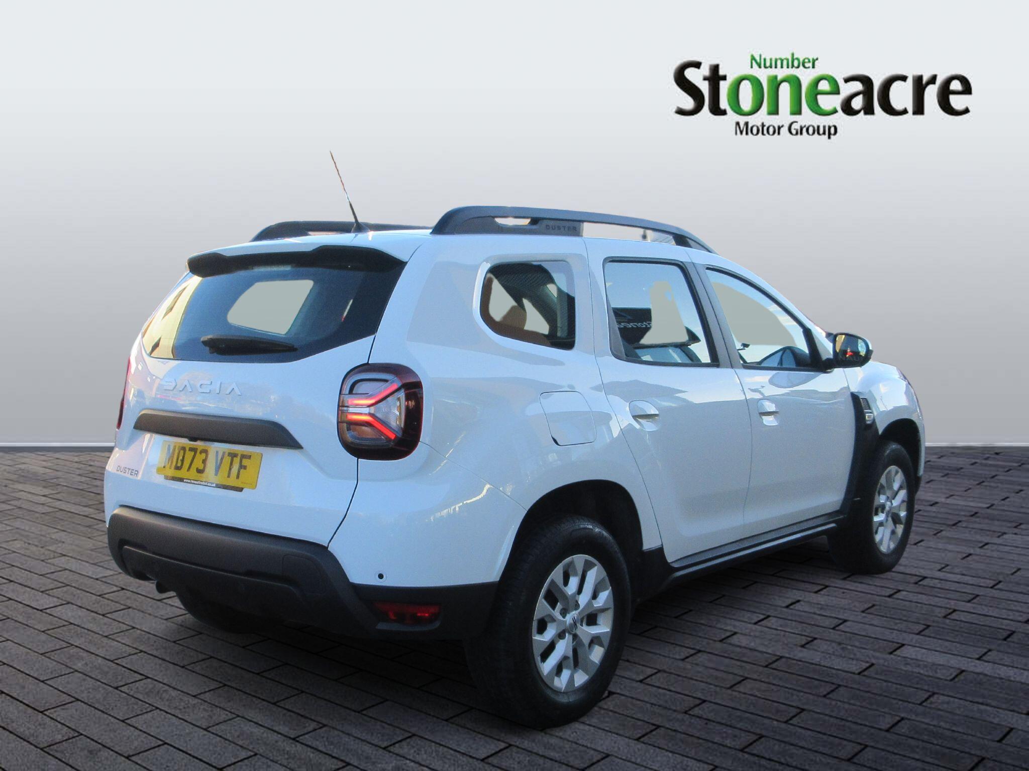 Dacia Duster 1.0 TCe Expression Euro 6 (s/s) 5dr MD73VTF Image 3