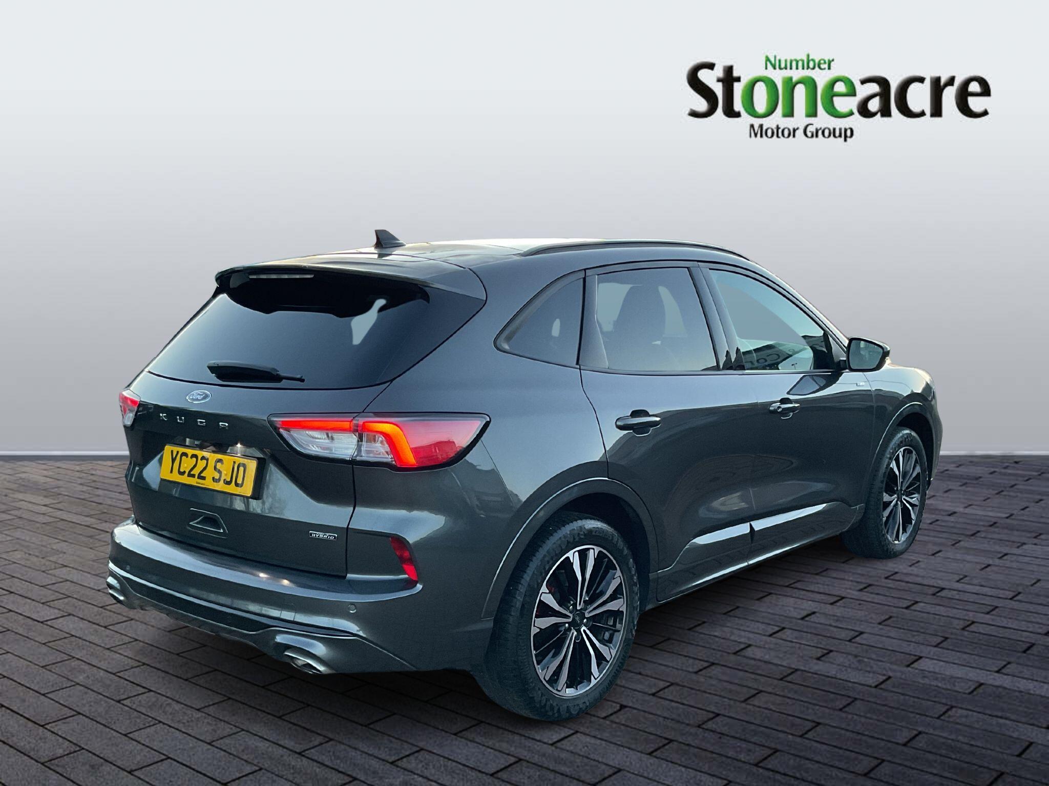 Ford Kuga Plug-In Hybrid 2.5 PHEV ST-Line X Edition 5dr CVT YC22SJO Image 3