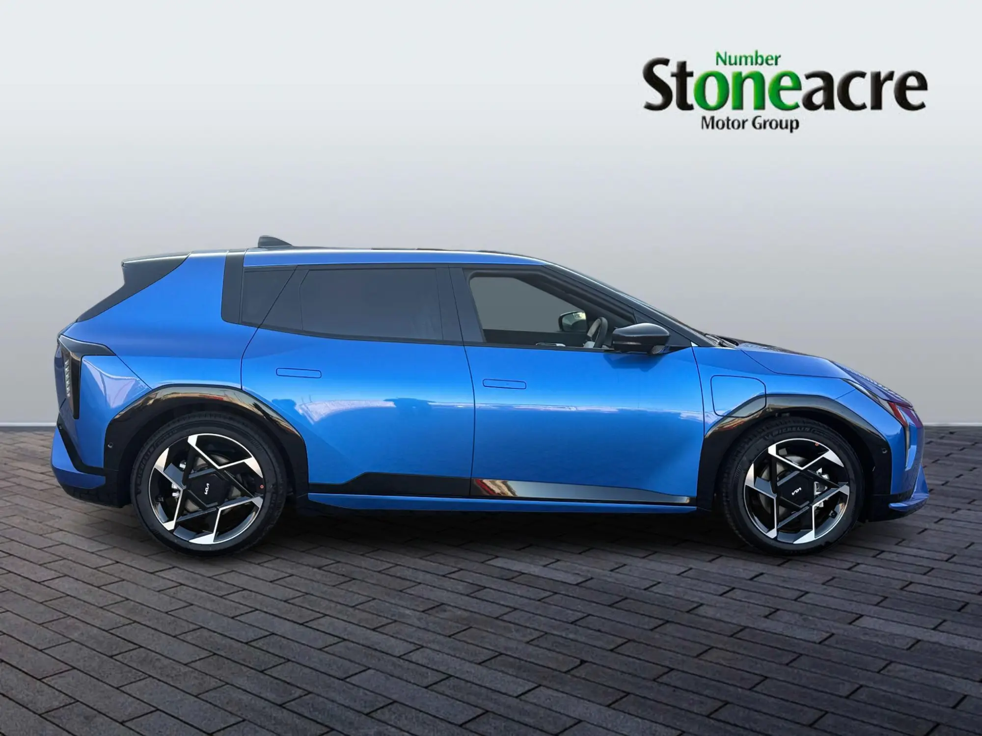 Kia EV4 81.4kWh GT-Line S Auto 5dr FY75XDL Image 2