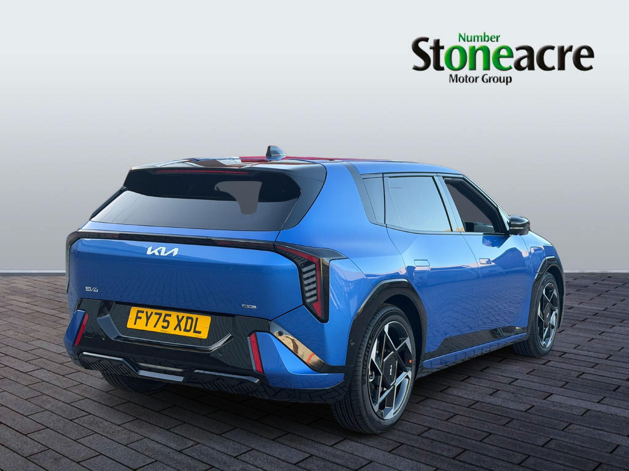 Kia EV4 81.4kWh GT-Line S Auto 5dr FY75XDL Image 3