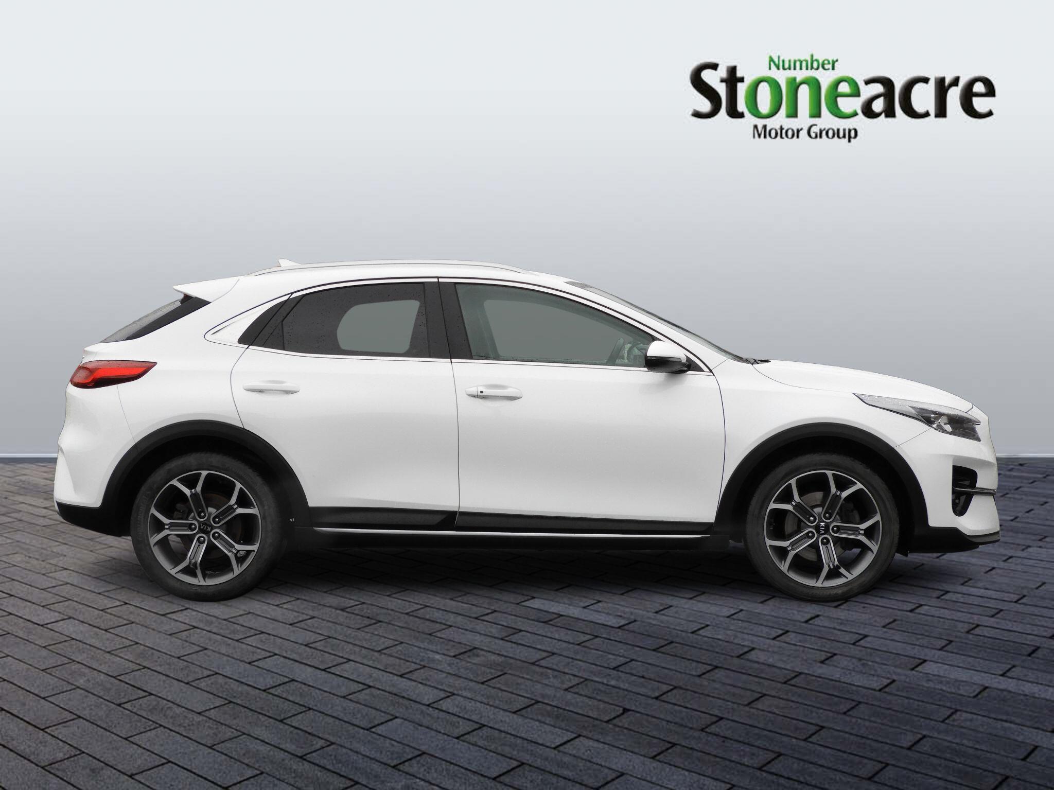 Kia XCeed 1.5 T-GDi 3 Euro 6 (s/s) 5dr FV21UHP Image 2