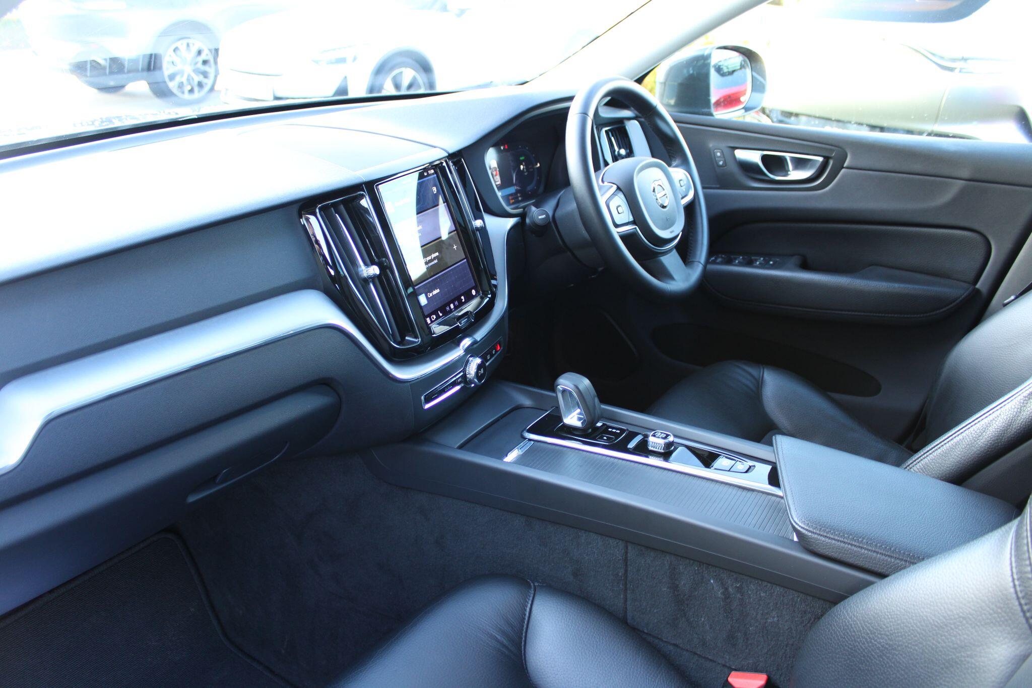 Volvo XC60 Recharge Inscription Expression, T6 AWD plug-in hybrid GV71MHF Image 2