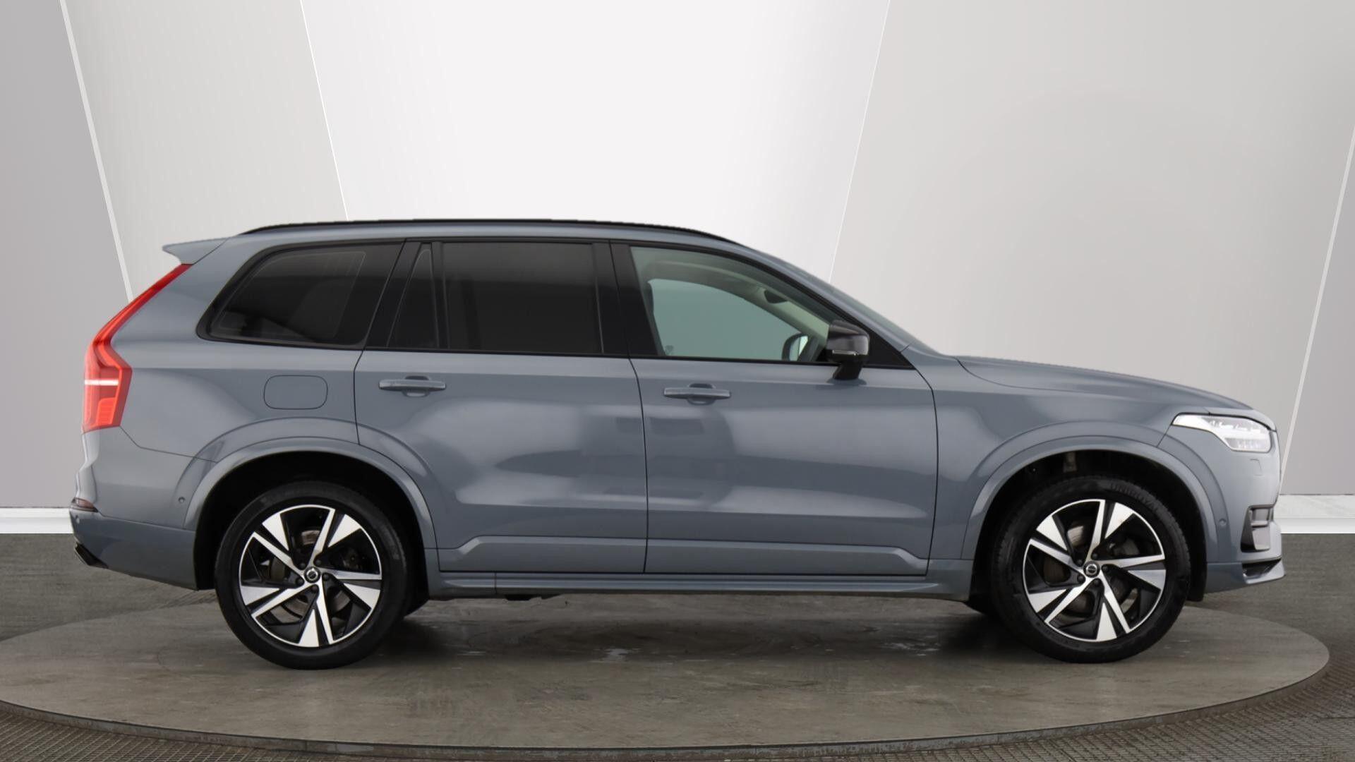 Volvo XC90 2.0 B5D [235] Plus Dark 5dr AWD Geartronic NX72KVM Image 2