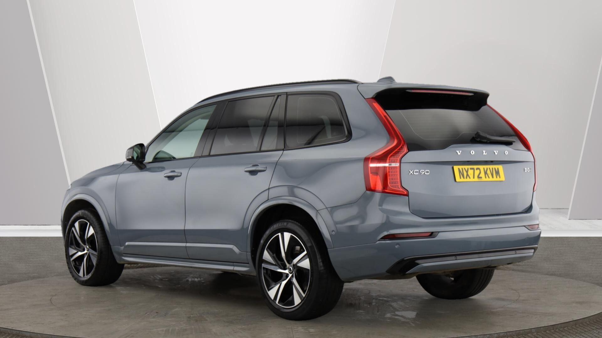 Volvo XC90 2.0 B5D [235] Plus Dark 5dr AWD Geartronic NX72KVM Image 3