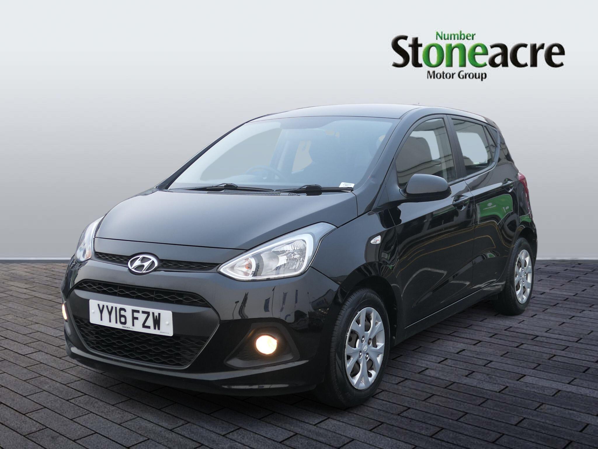Hyundai i10 1.0 SE Euro 6 5dr YY16FZW Image 3