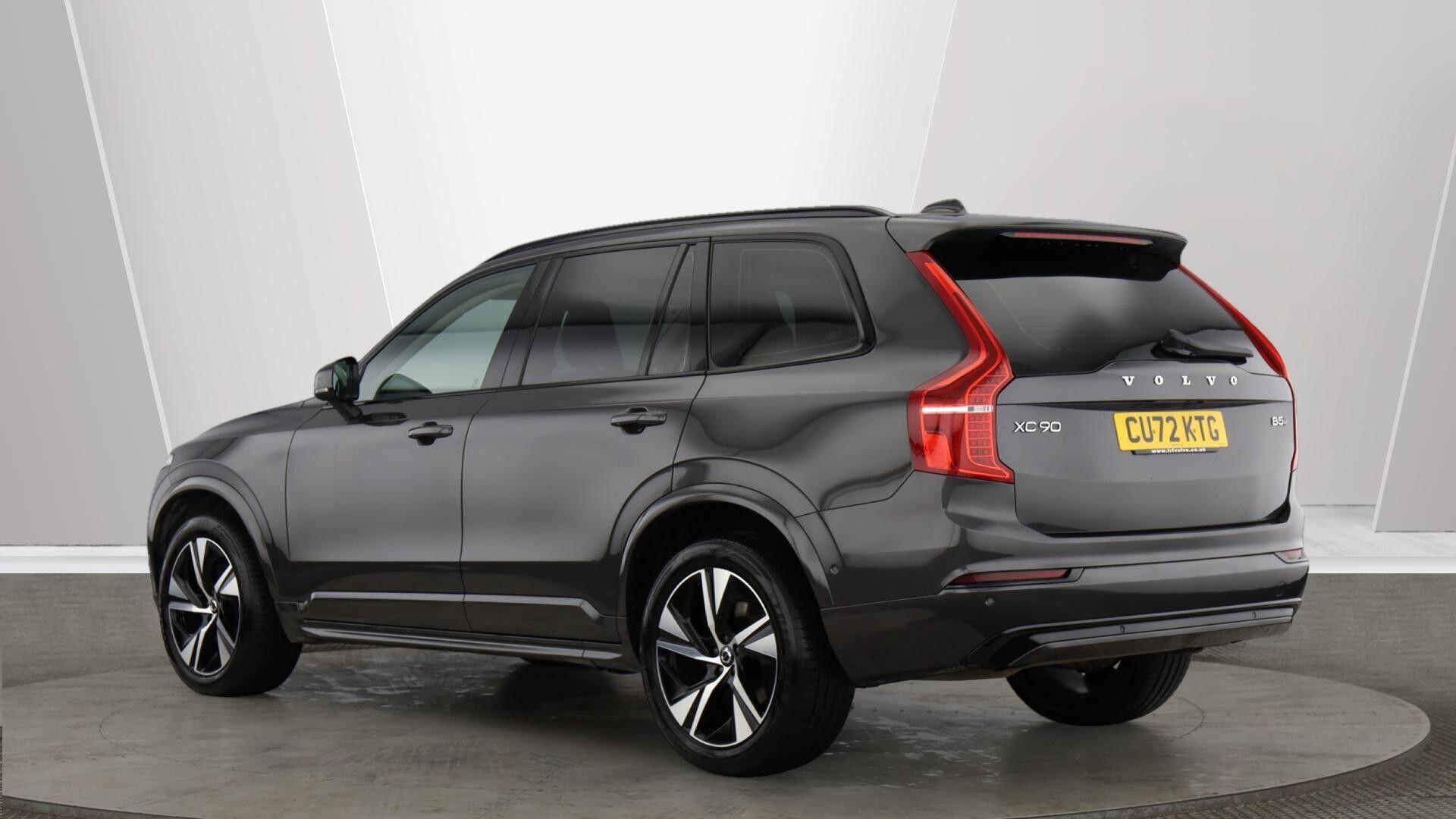 Volvo XC90 2.0 B5D [235] Plus Dark 5dr AWD Geartronic CU72KTG Image 3