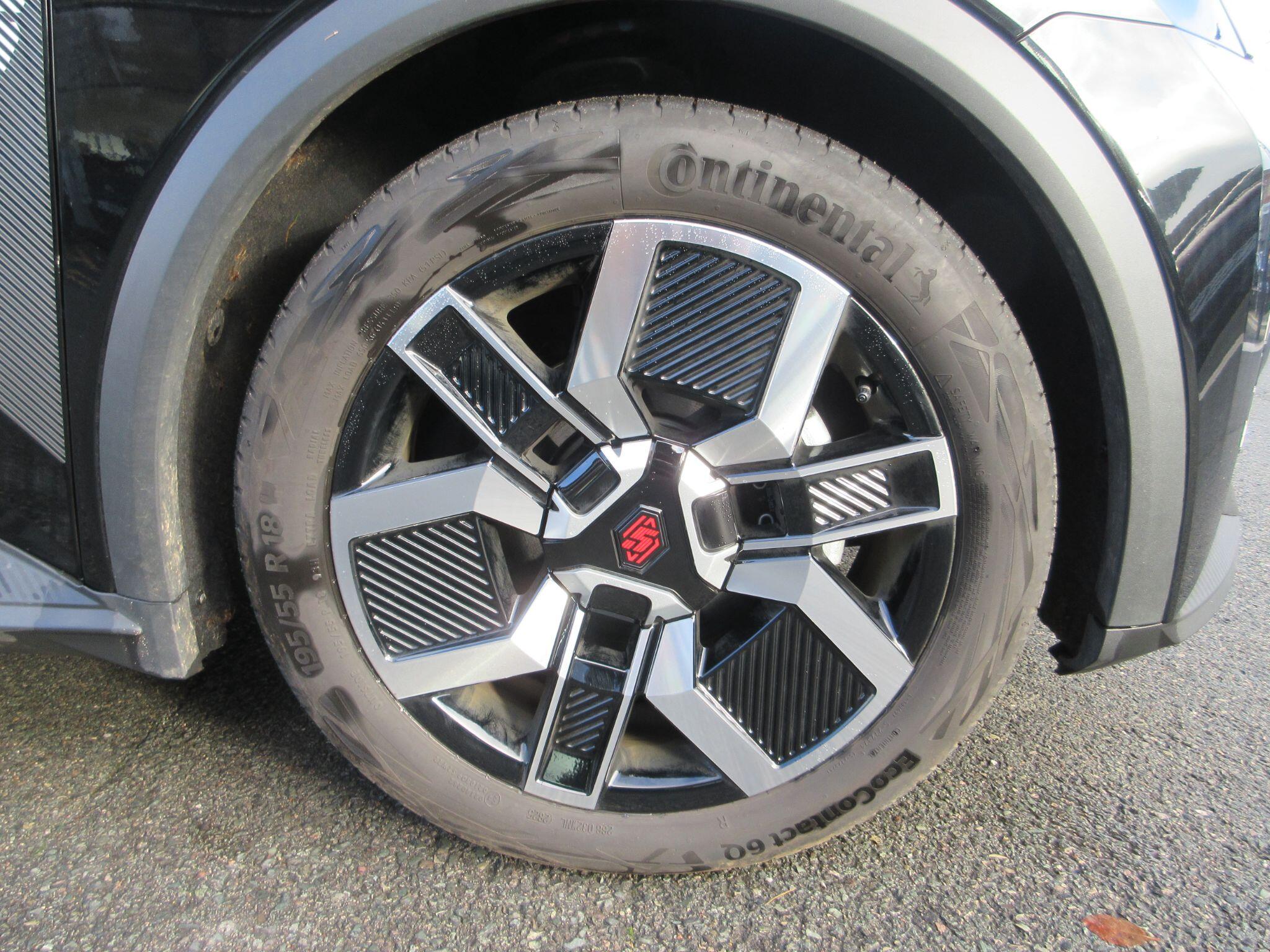 Renault 5 E-Tech Electric comfort range 52kWh techno Auto 5dr PK75NHX Image 1