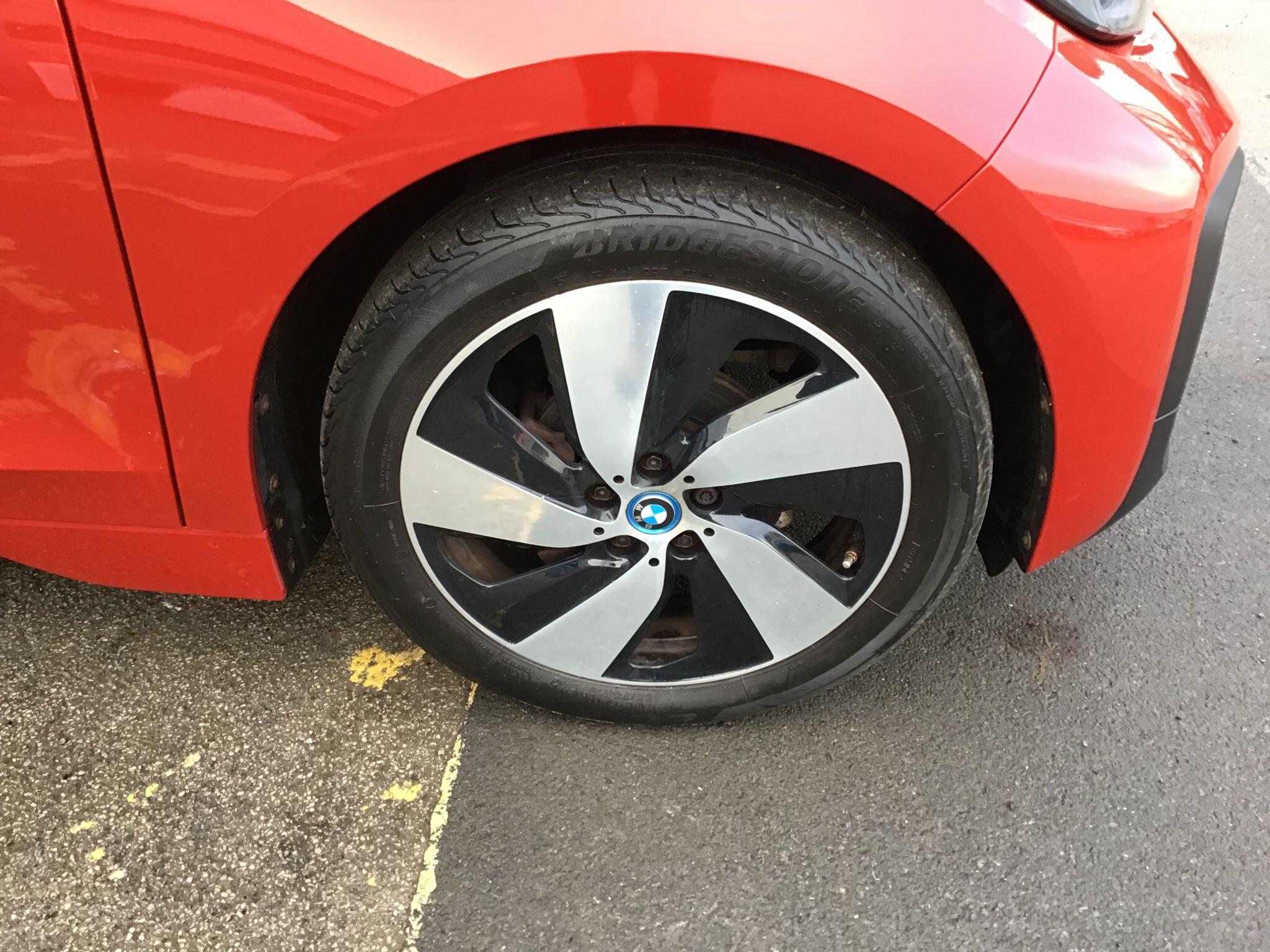 BMW i3 42.2kWh Auto 5dr YX19YGO Image 1