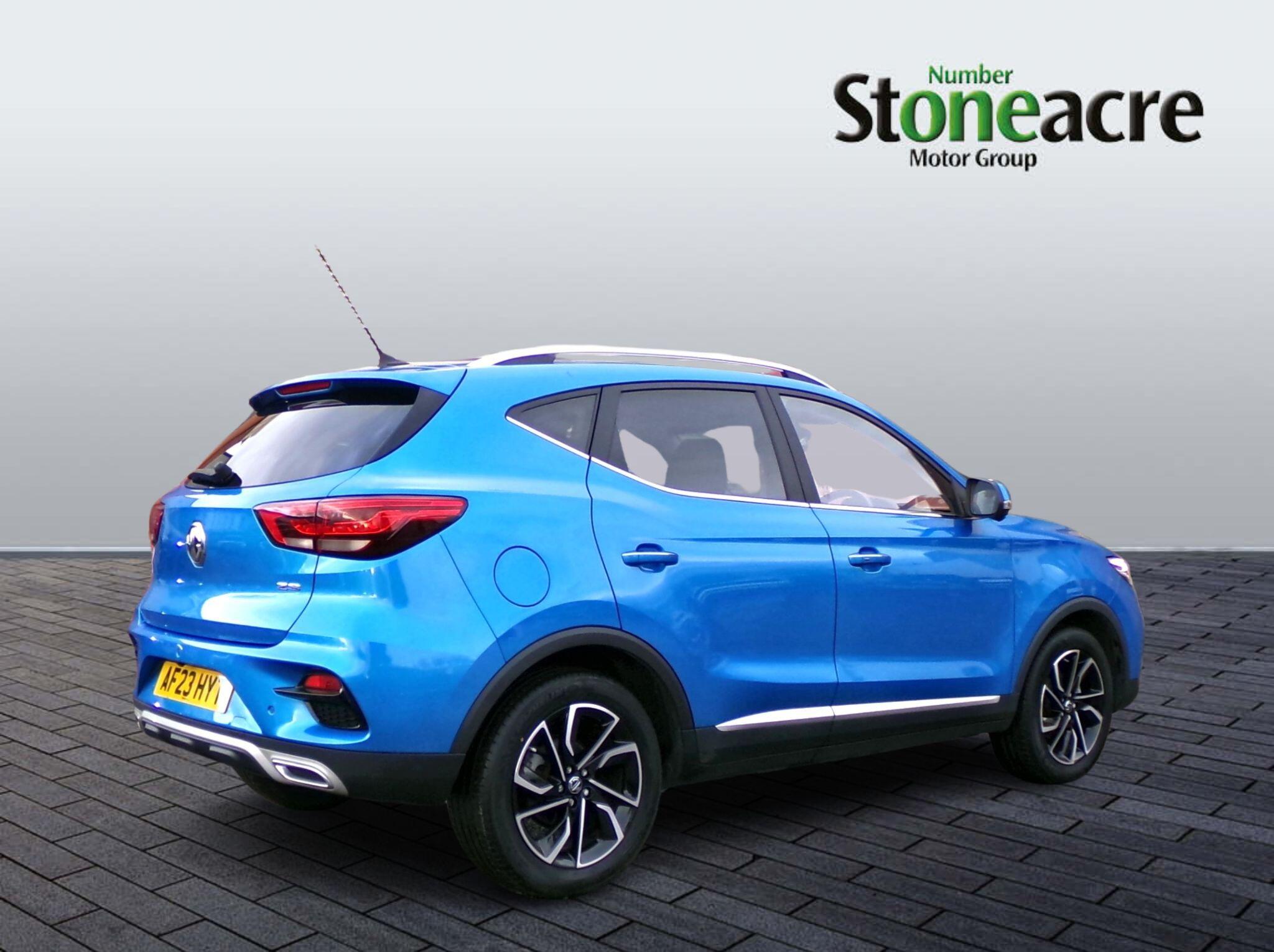 MG ZS 1.0 T-GDI Exclusive SUV 5dr Petrol Manual Euro 6 (111 ps) AF23HYT Image 3
