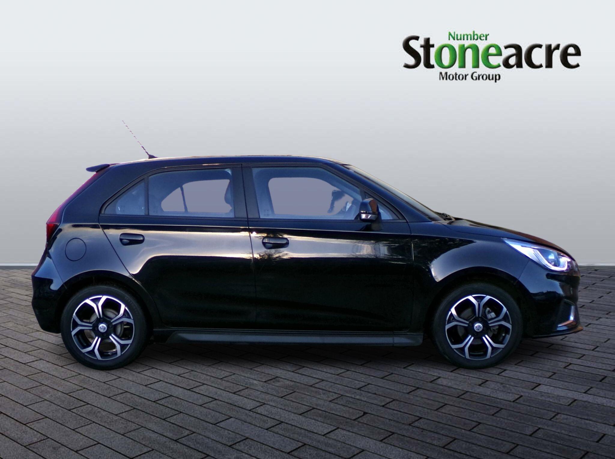 MG 3 1.5 VTi-TECH Exclusive Nav Euro 6 (s/s) 5dr HN23RPZ Image 2
