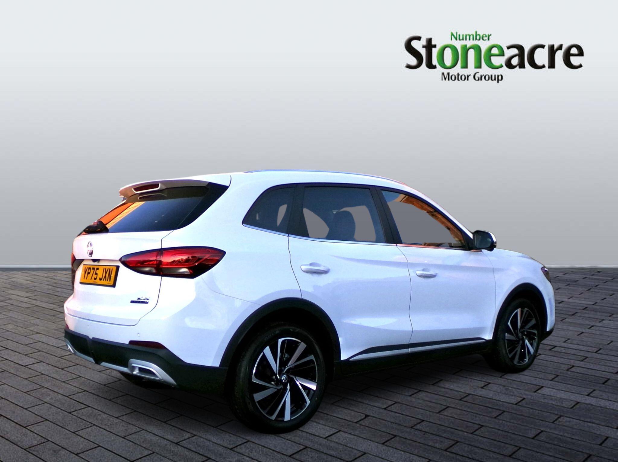 MG ZS Hybrid+ Image 3