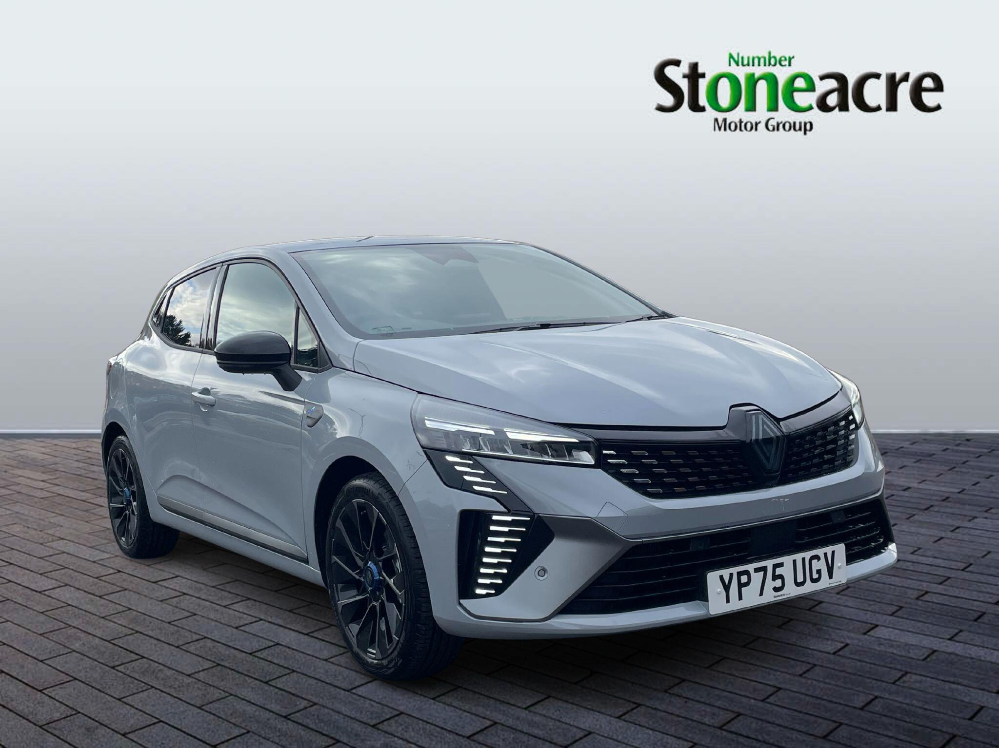 Renault Clio E-Tech 1.6 E-TECH esprit Alpine Auto Euro 6 (s/s) 5dr YP75UGV Image 1