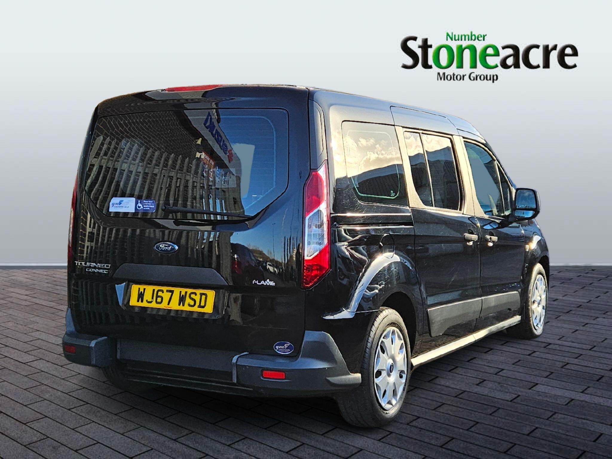 Ford Grand Tourneo Connect 1.5 TDCi Zetec Euro 6 5dr WJ67WSD Image 3